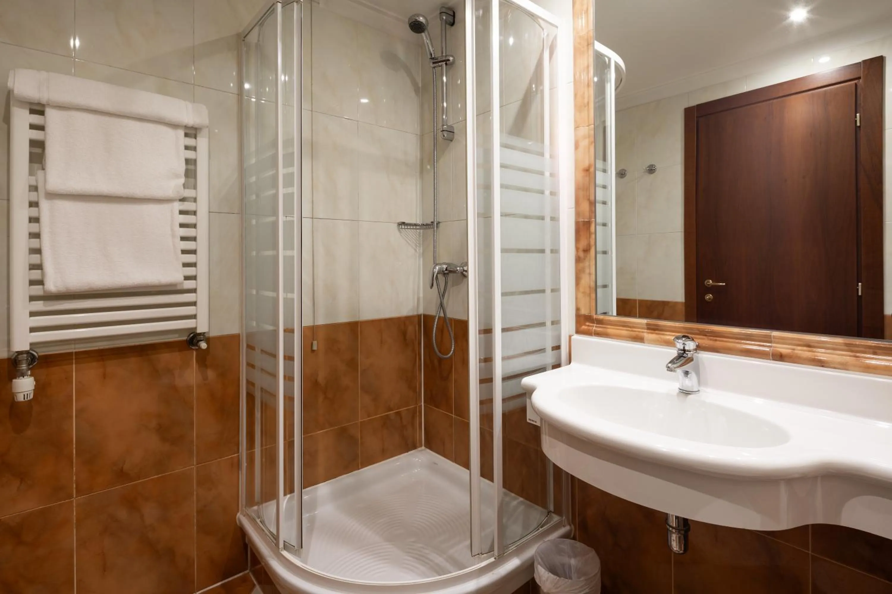 Bathroom in Hotel Lucrezia Borgia