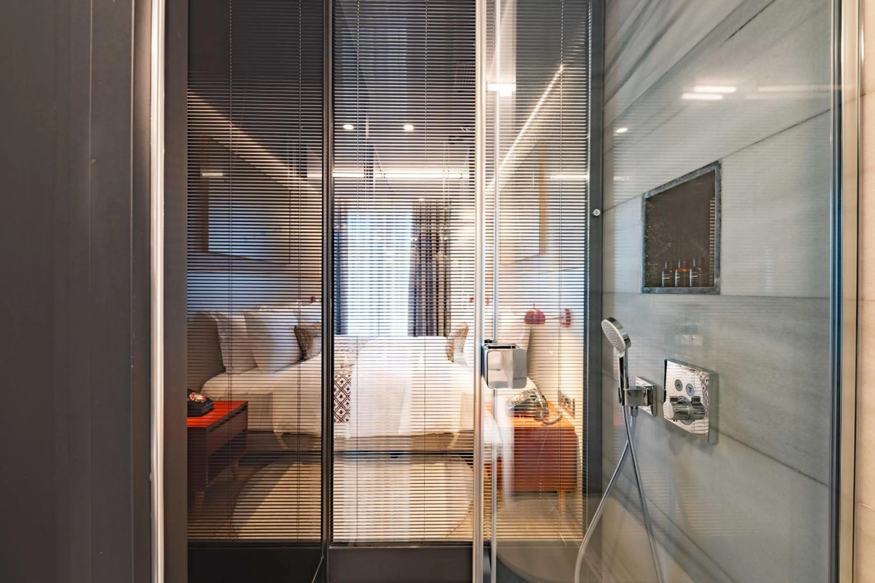 Bathroom, Bed in Pınar Otel