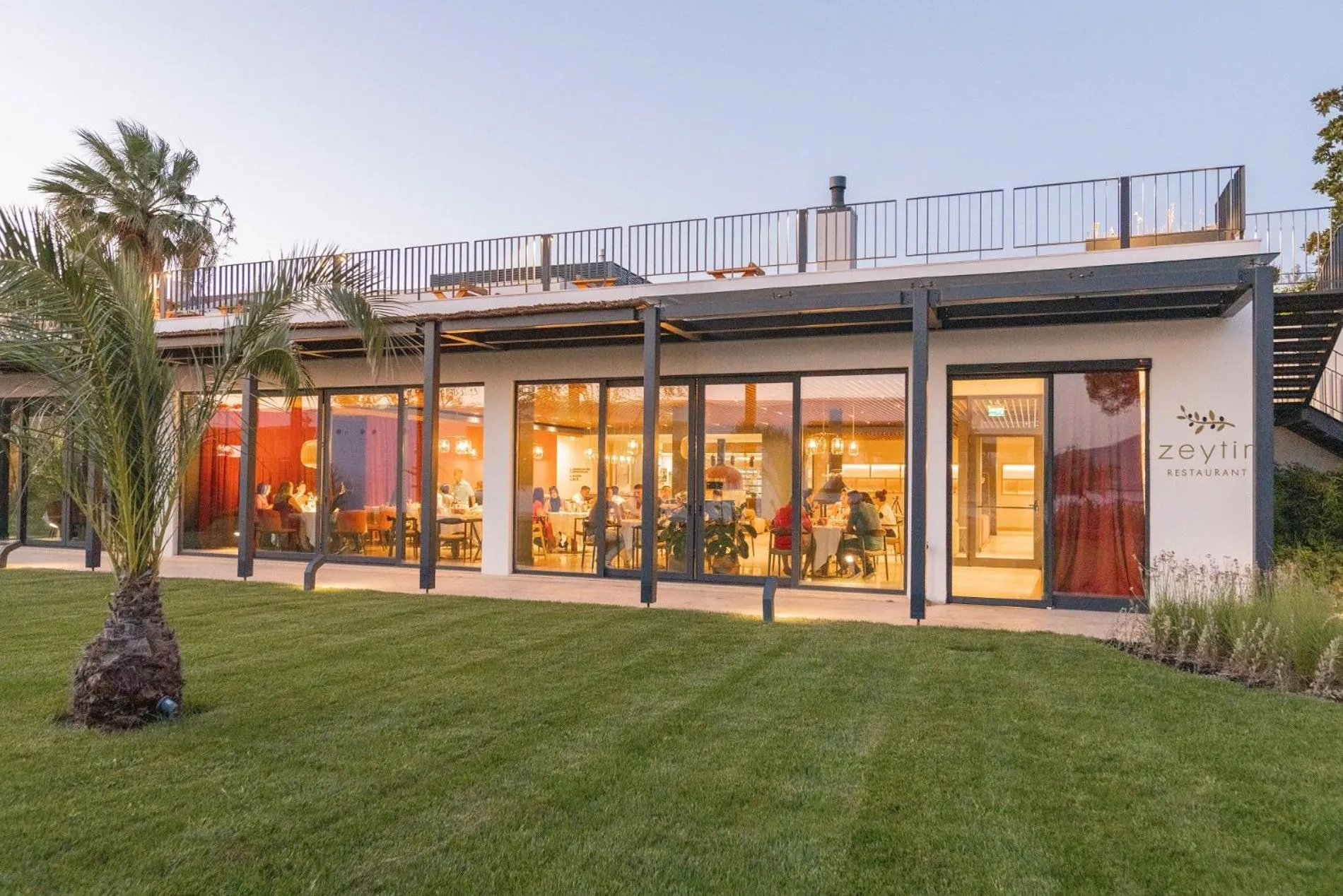 Restaurant/places to eat in Pınar Otel