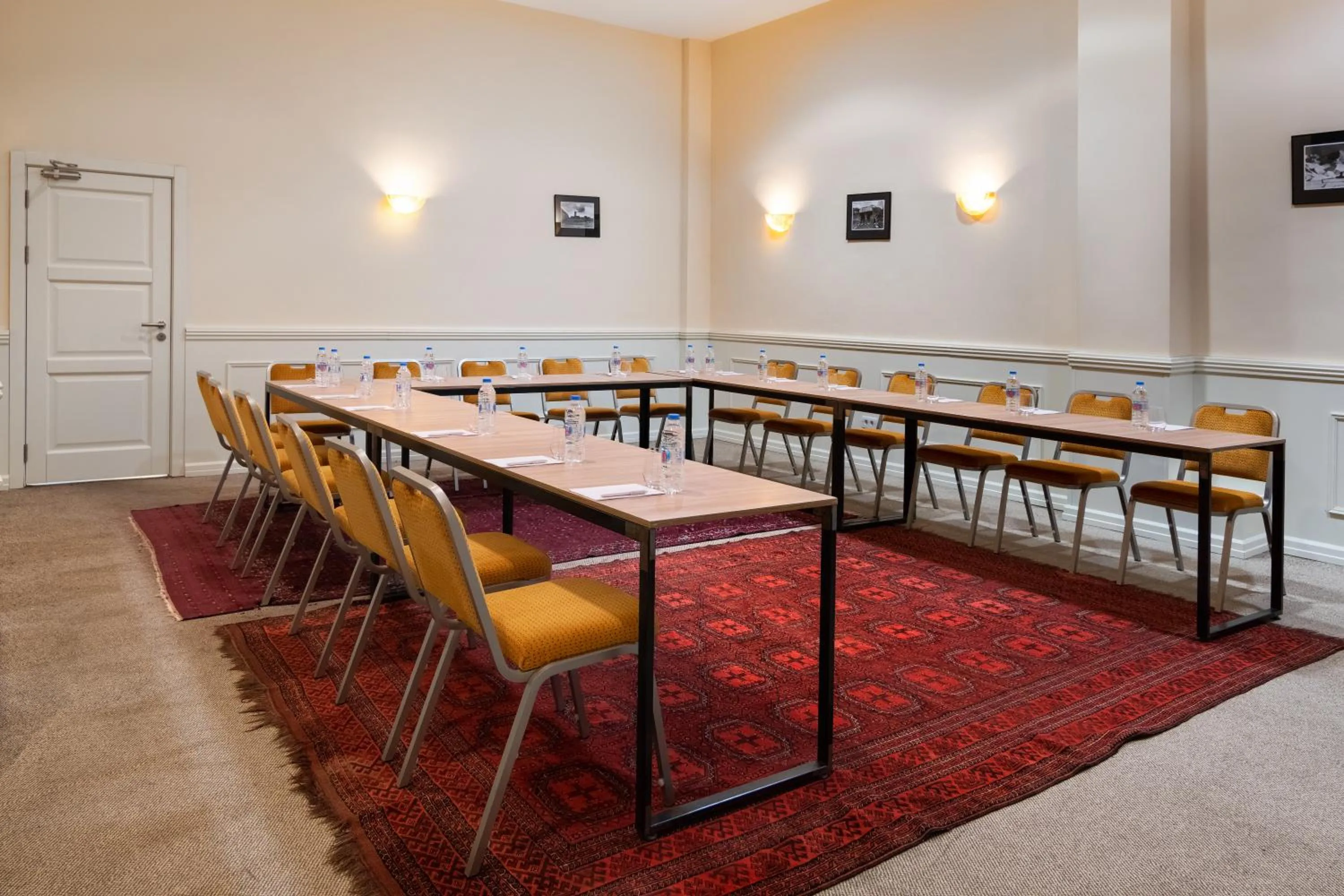 Meeting/conference room in GINGER Hotel