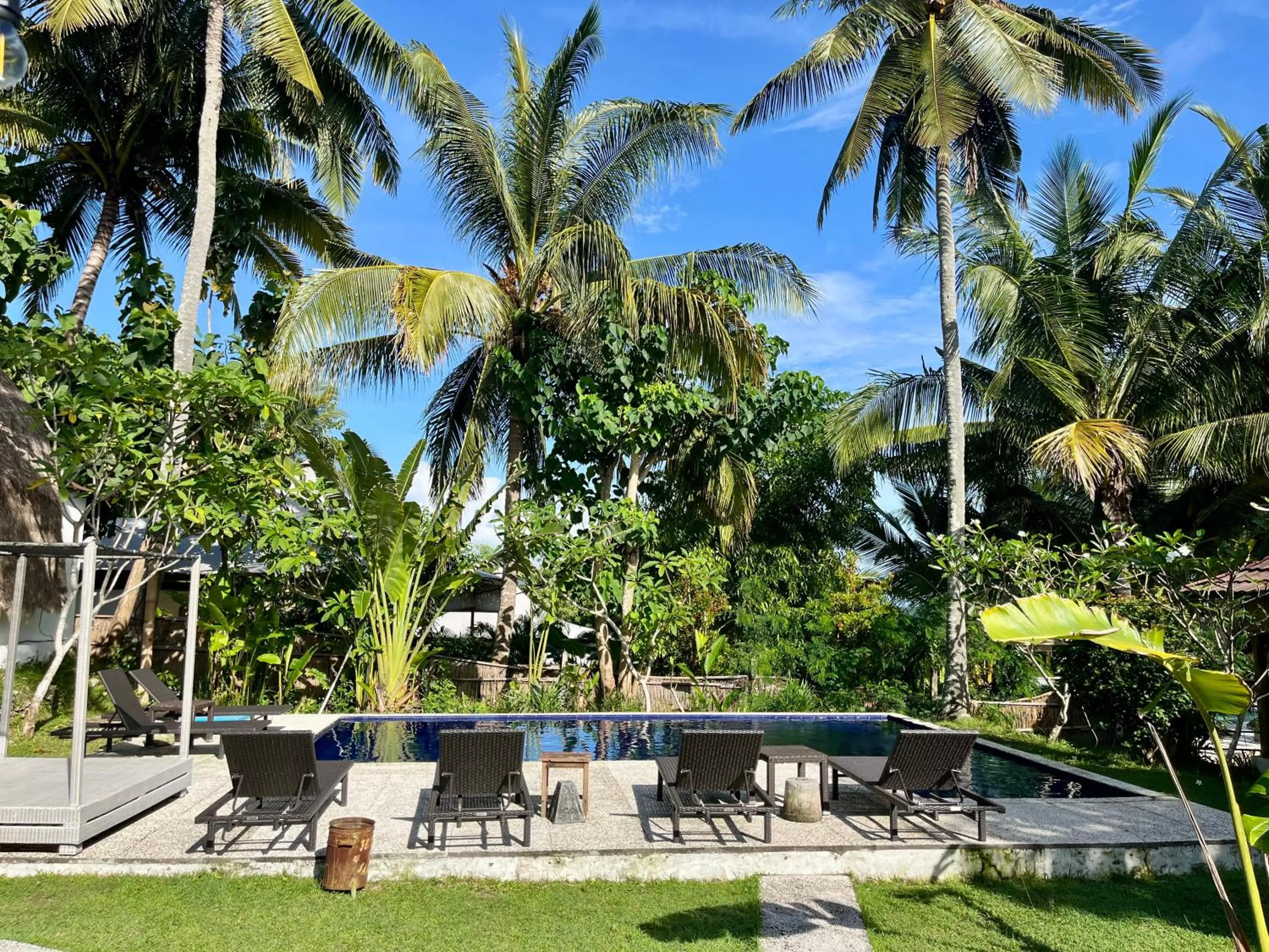 Swimming pool in Namaste Bungalows Resort