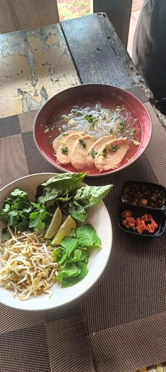 Restaurant/places to eat in Namaste Bungalows Resort