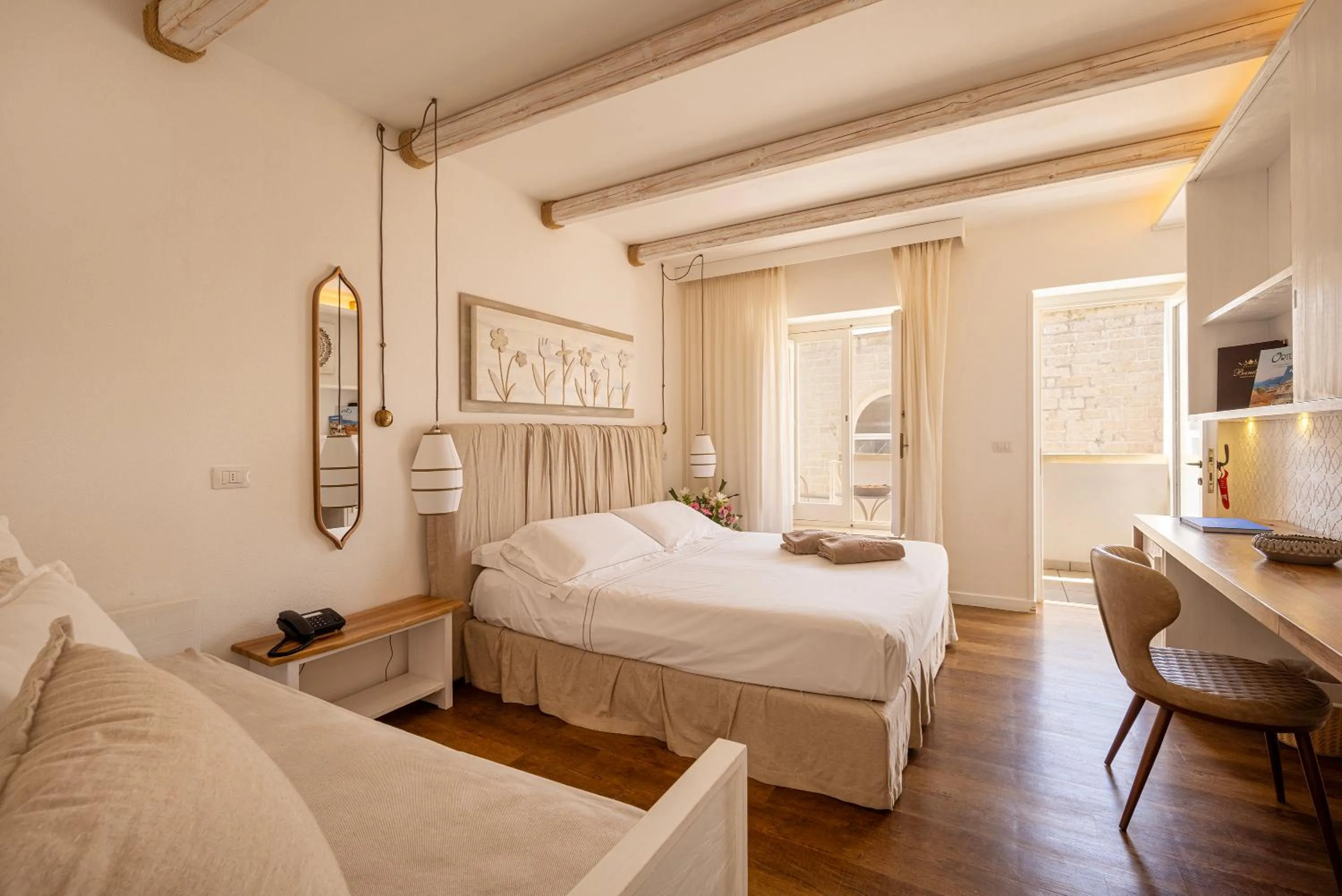Photo of the whole room, Bed in Masseria Bandino & Spa