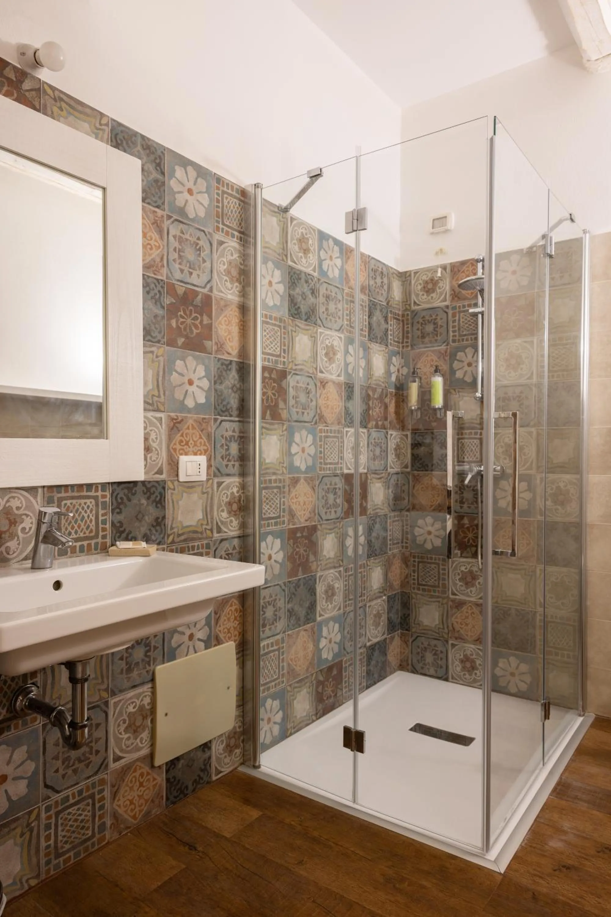 Shower in Masseria Bandino & Spa