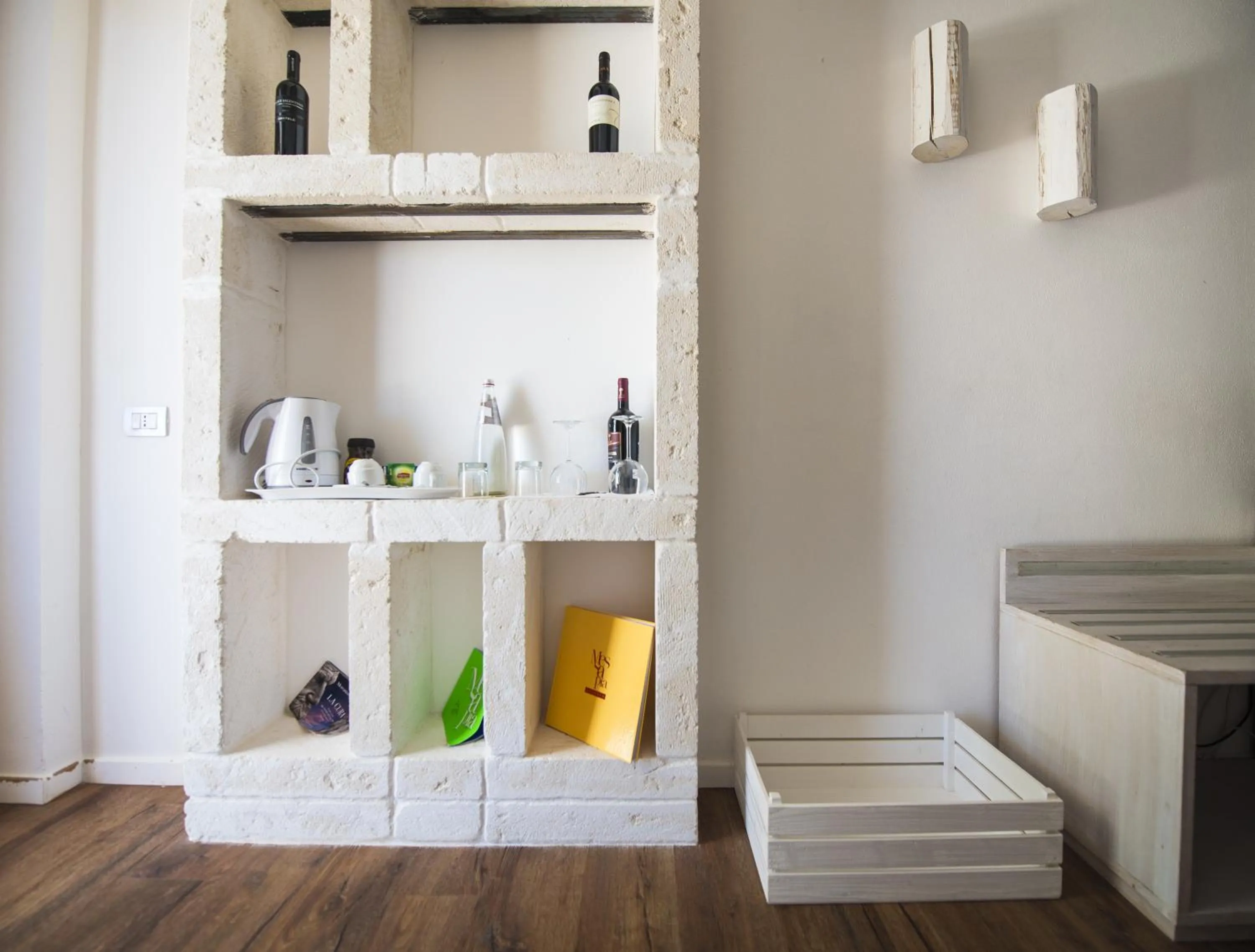 Decorative detail in Masseria Bandino & Spa