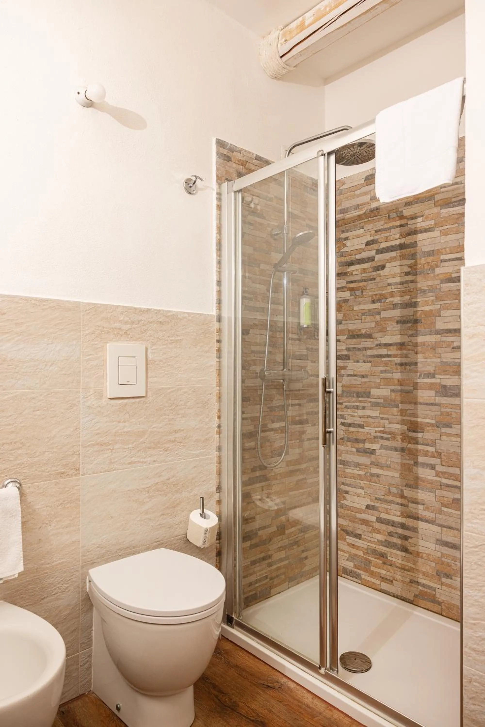 Shower in Masseria Bandino & Spa