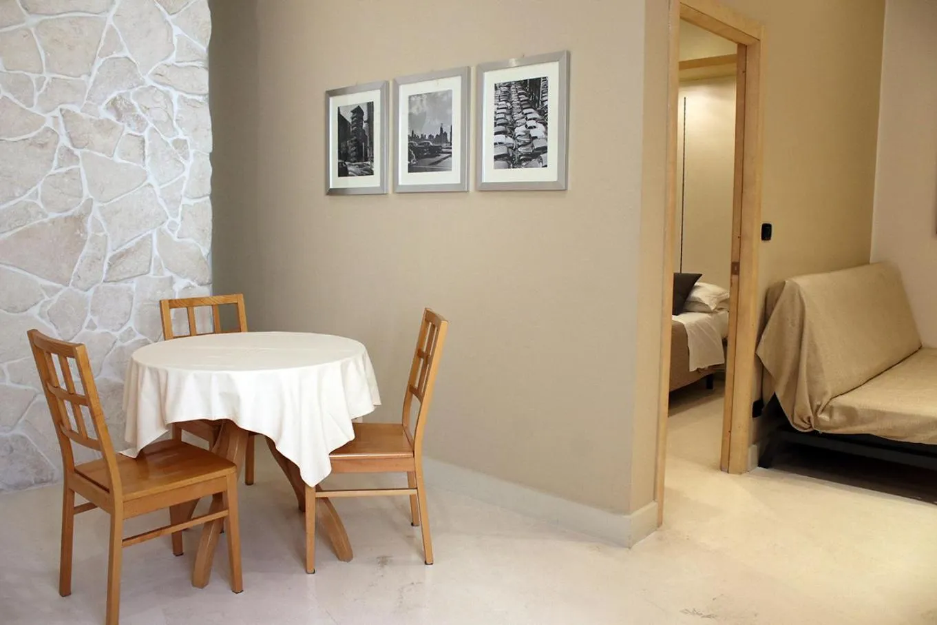 Living room, Bed in Residence Arco Antico