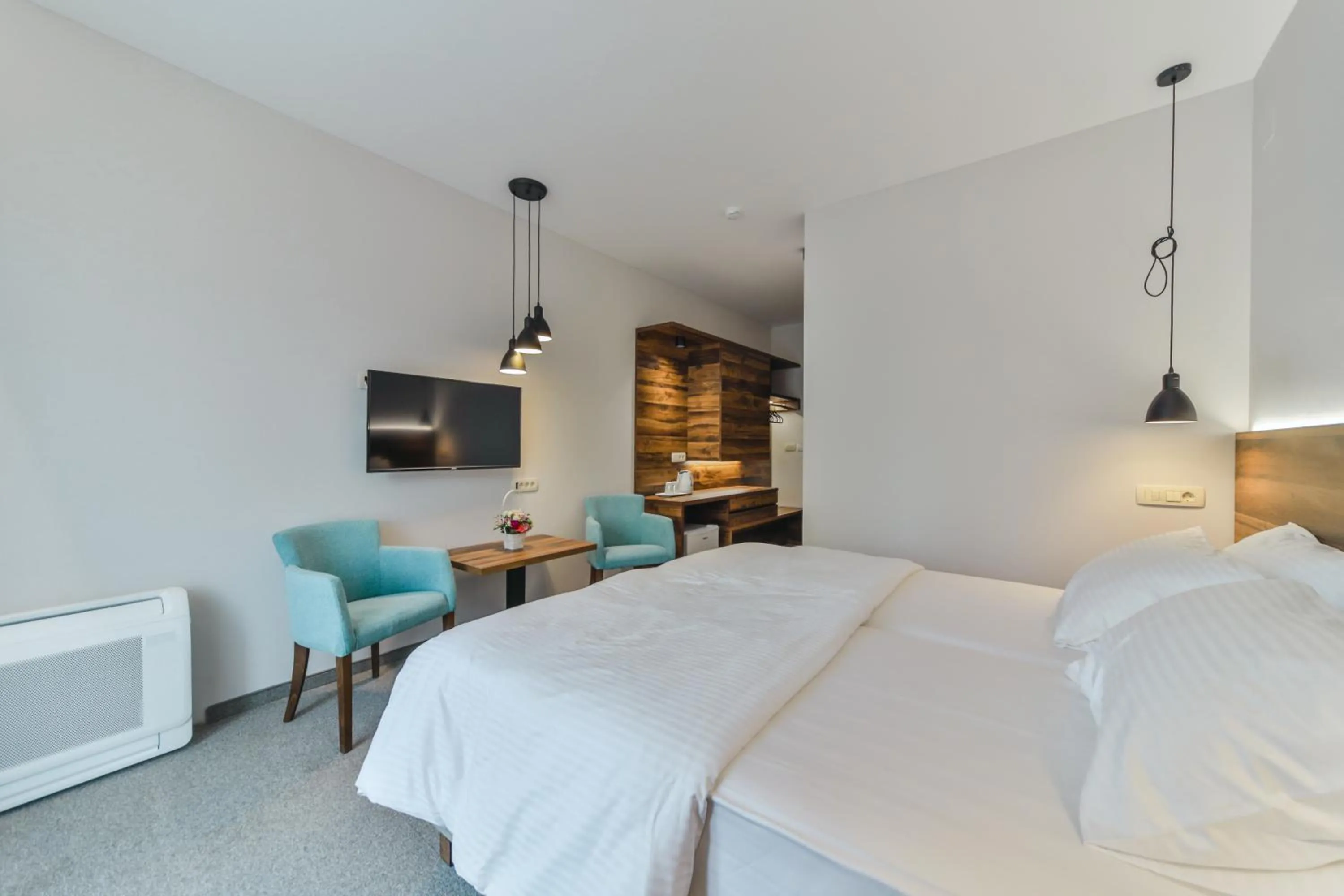 Photo of the whole room, Bed in Hotel Vladimir