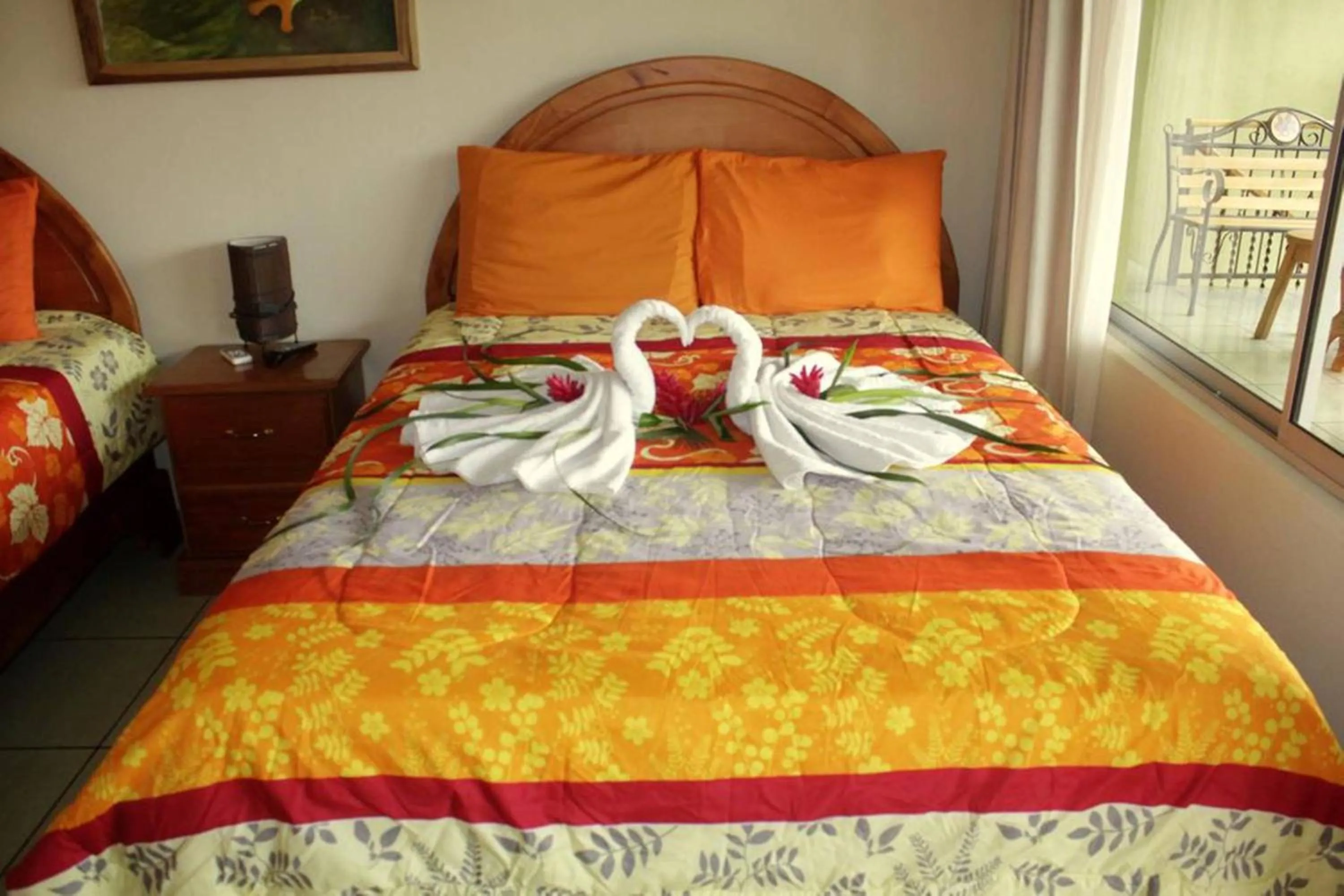 Text overlay, Bed in Hotel FAS