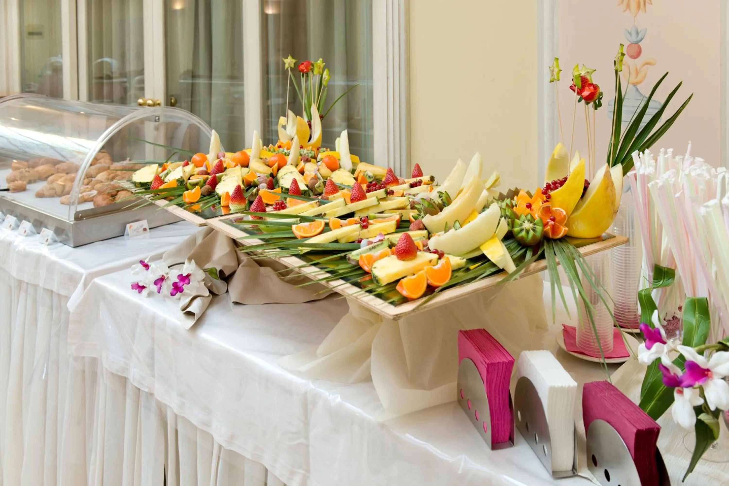 Restaurant/places to eat in Hotel Villa Medici