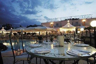 Facade/entrance in Hotel Villa Medici