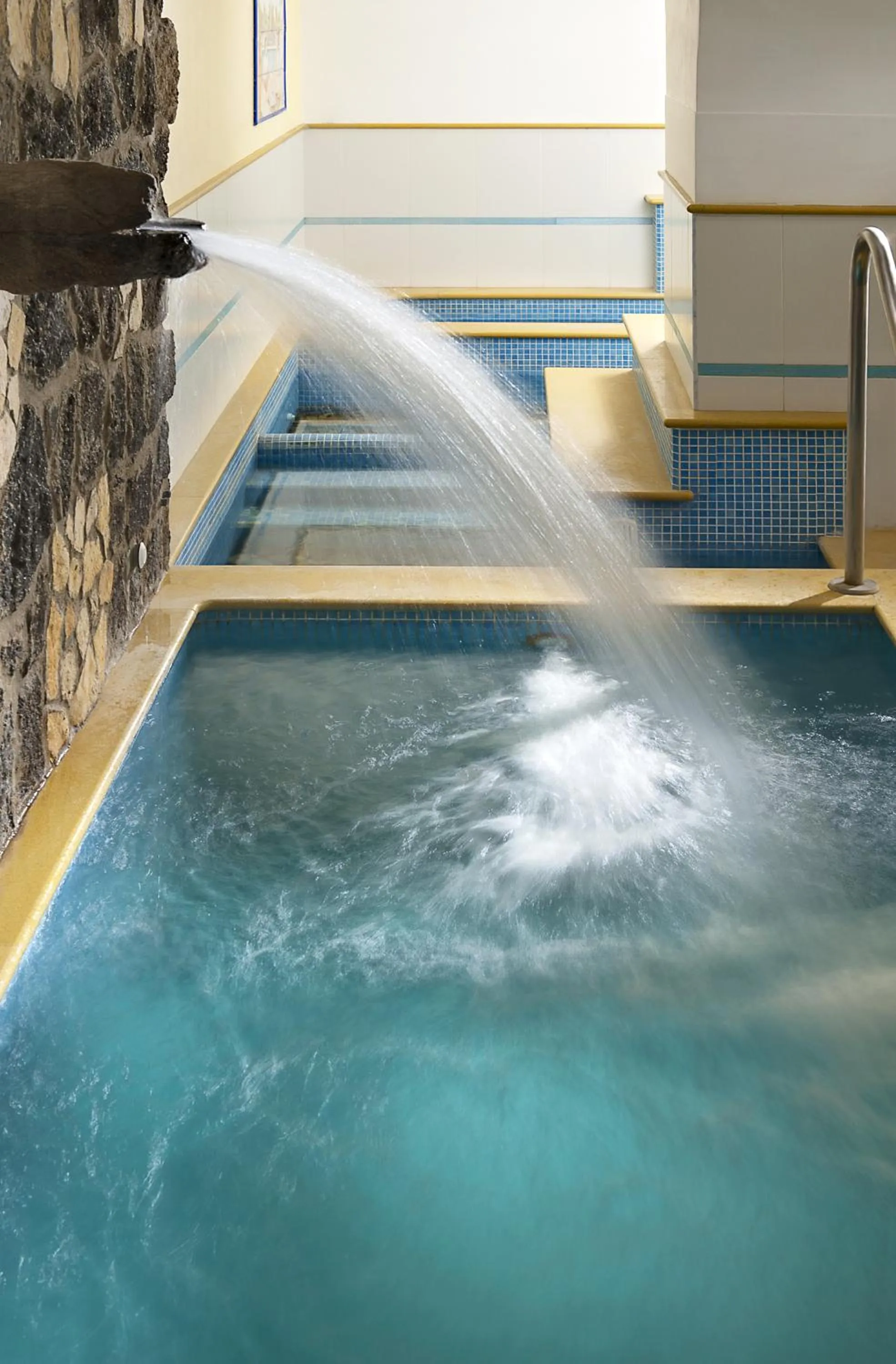 Hot Tub in Hotel San Giovanni Terme