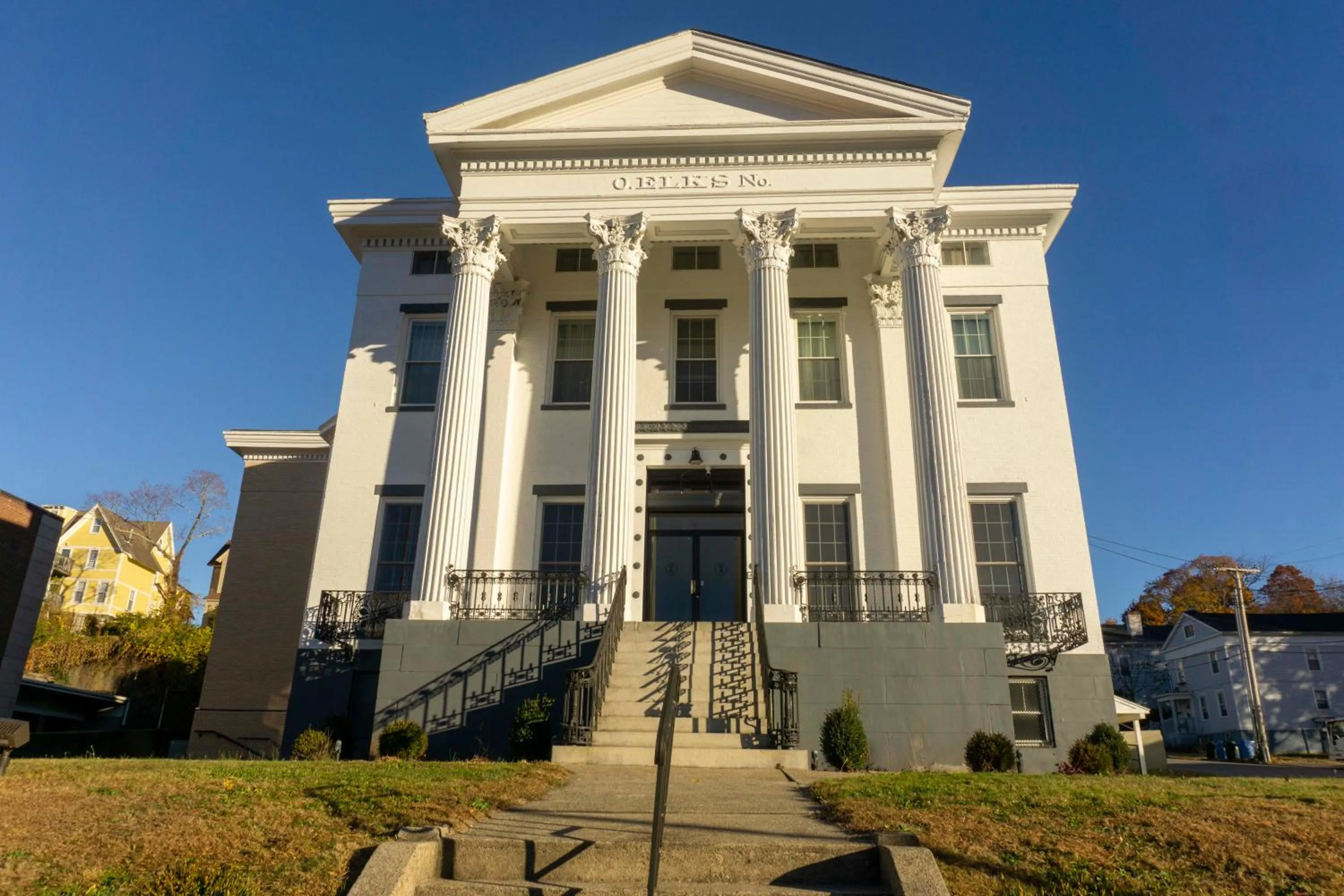 Property building in Hotel Callista