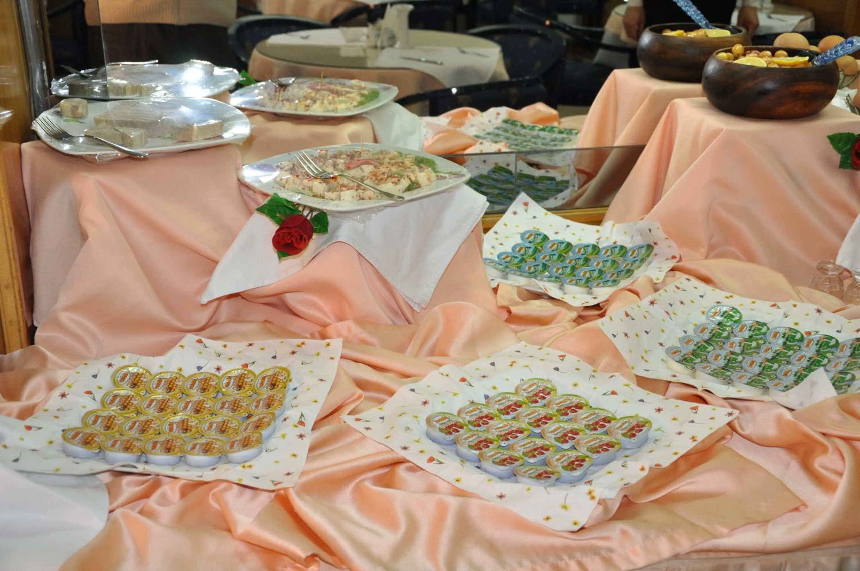 Food and drinks in İzmir Otel Kabaçam