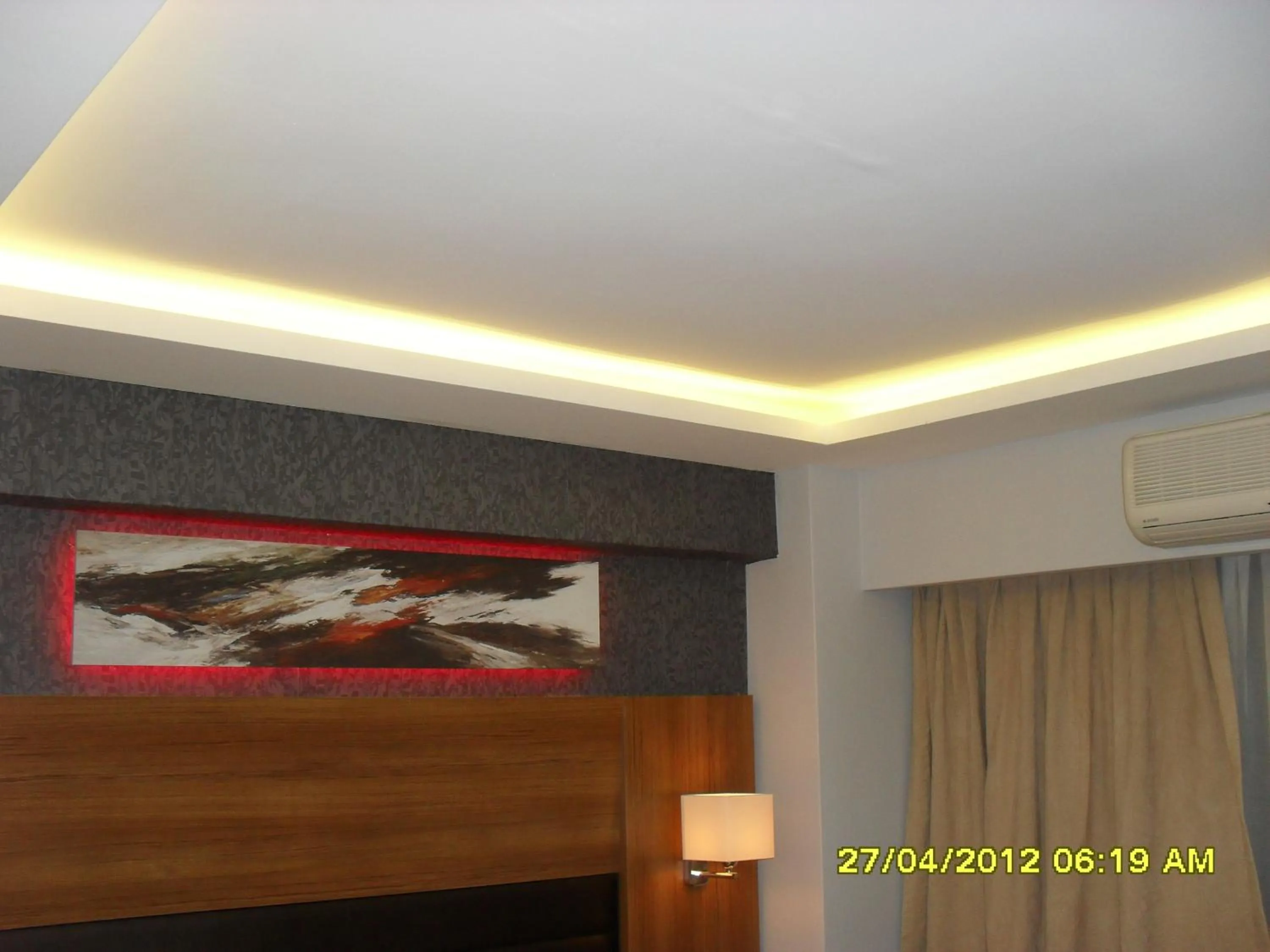 Bed in İzmir Otel Kabaçam