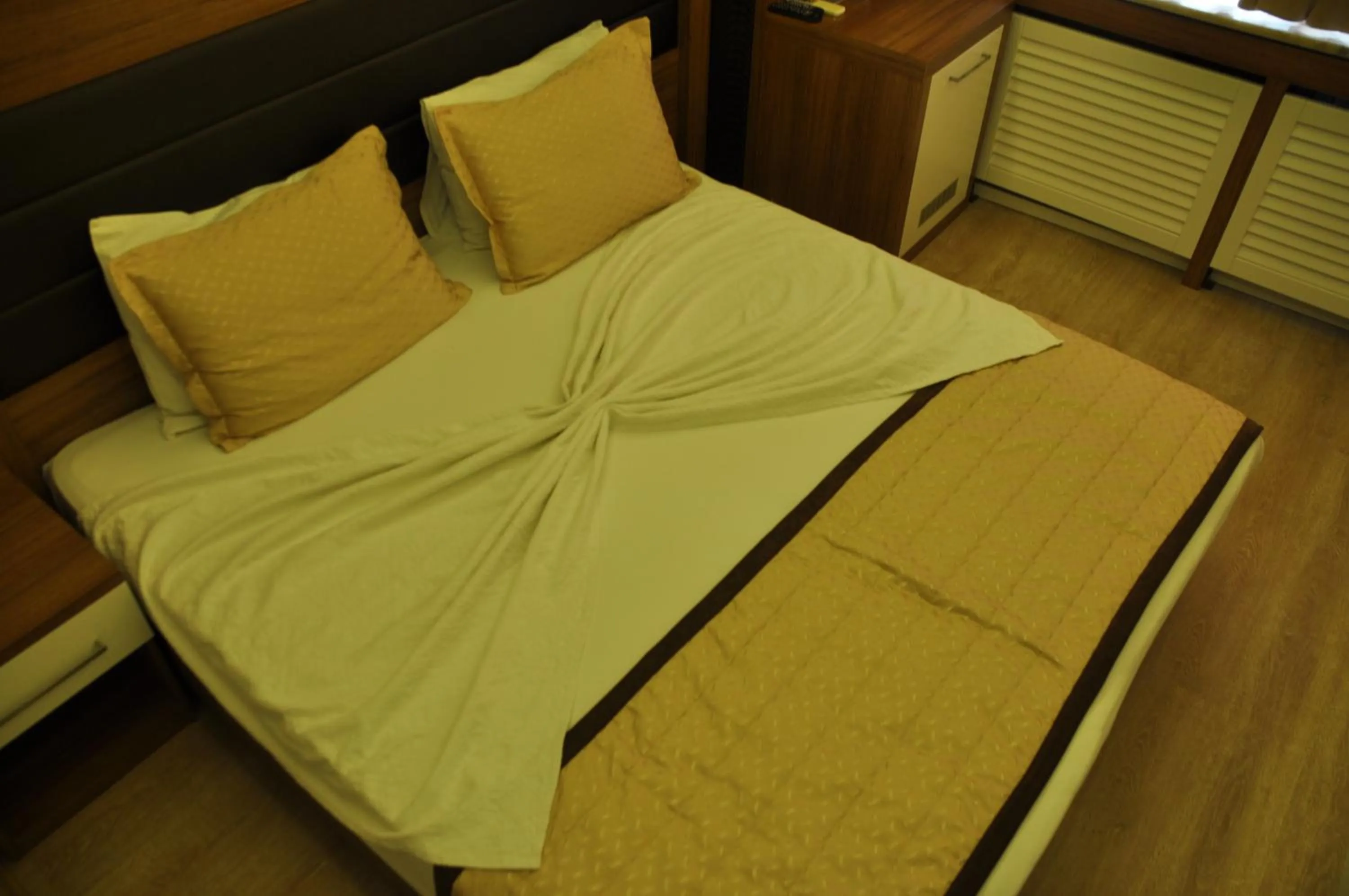 Bed in İzmir Otel Kabaçam