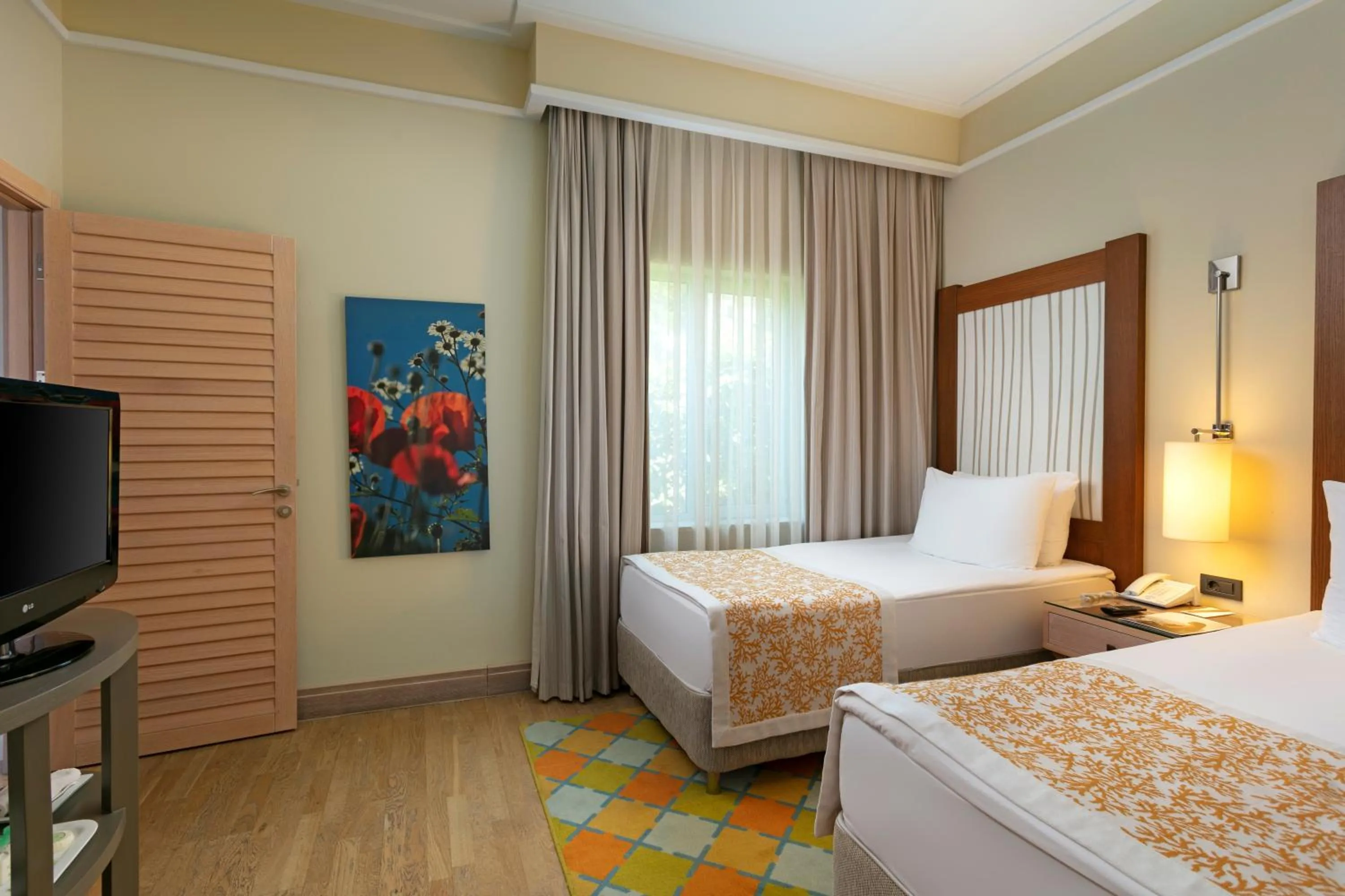 Bed in Xanadu Island