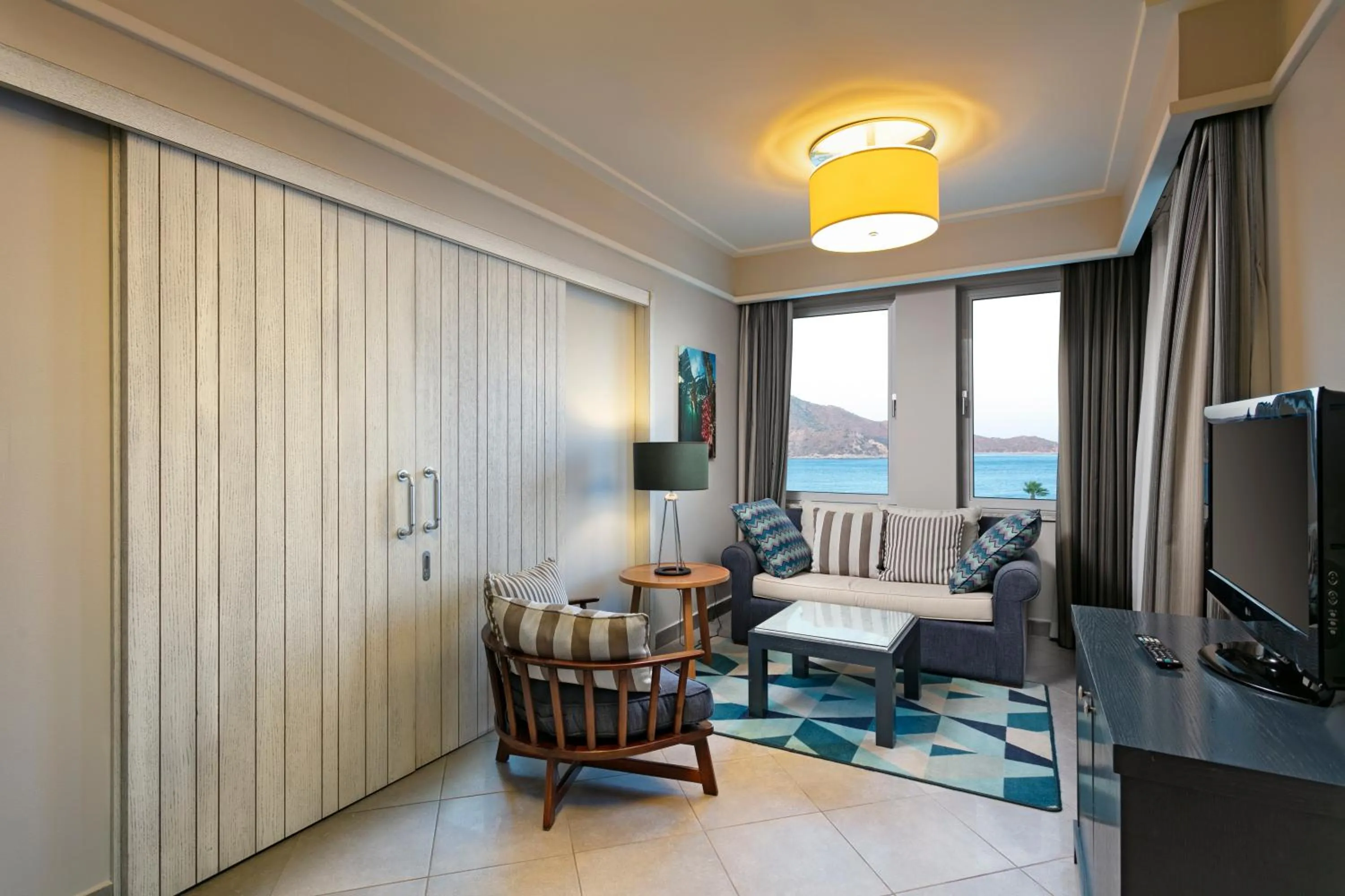 TV and multimedia in Xanadu Island