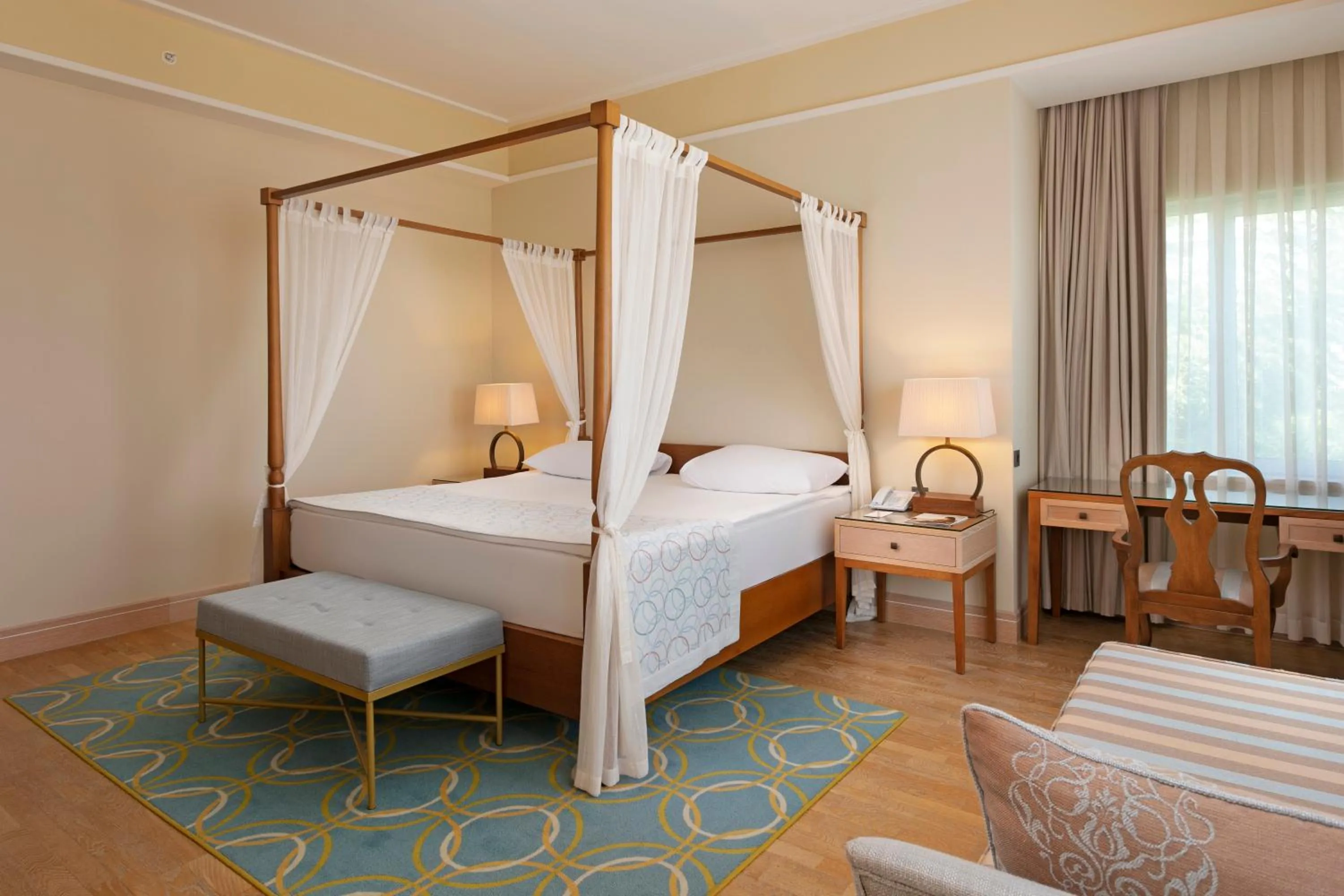 Bed in Xanadu Island