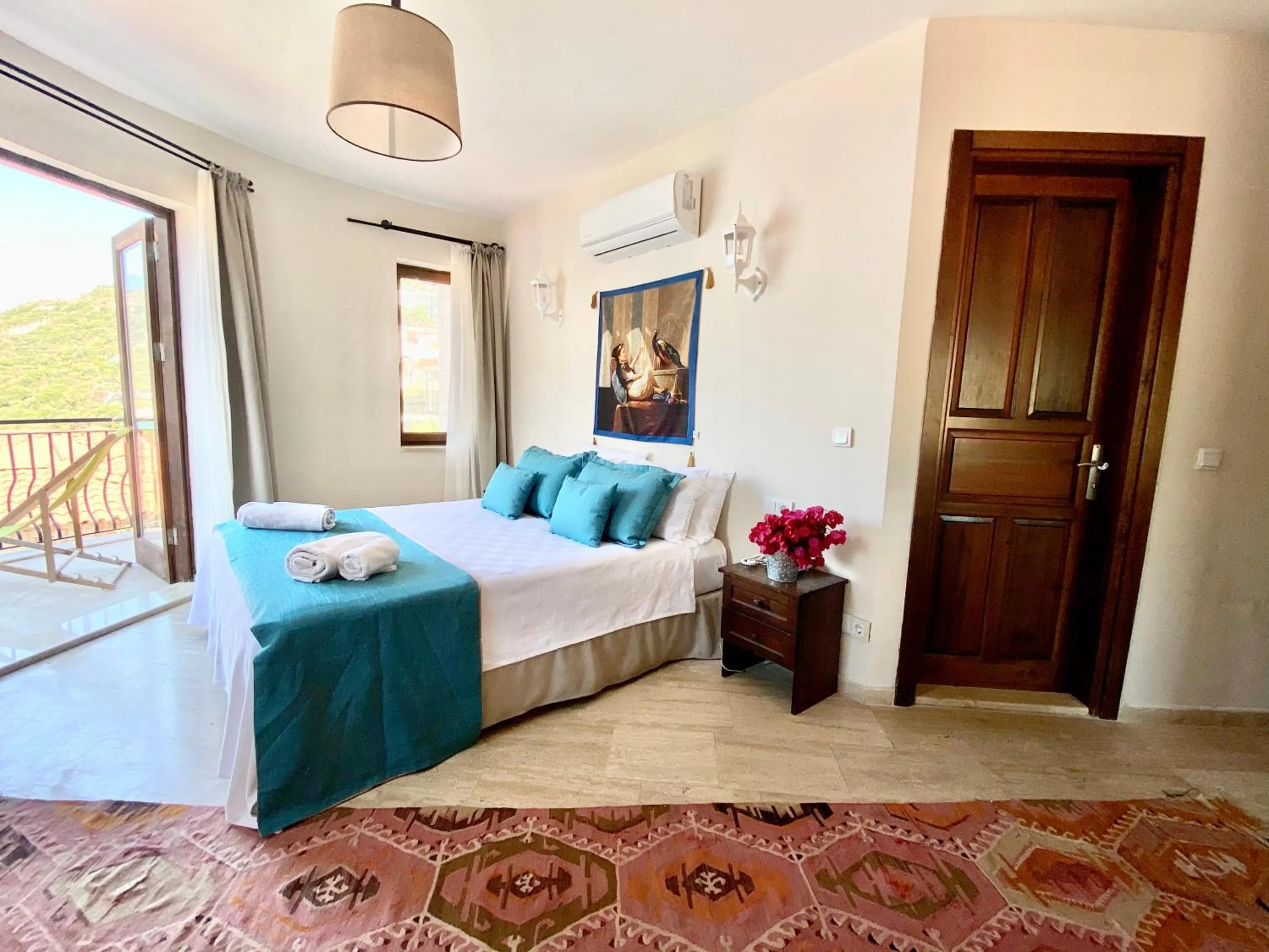 View (from property/room), Bed in Club Hotel Barbarossa