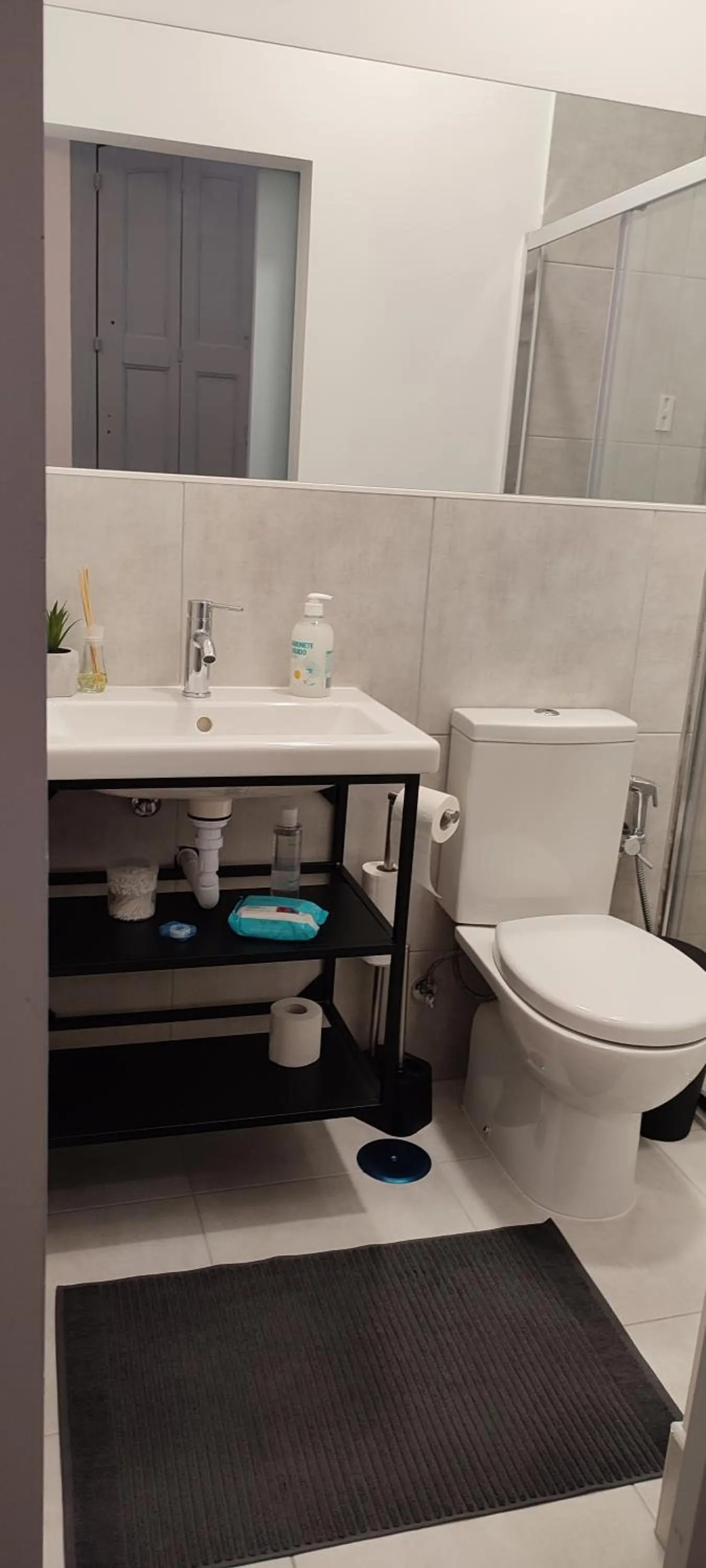 Toilet in Vila Santa Cruz Guest House