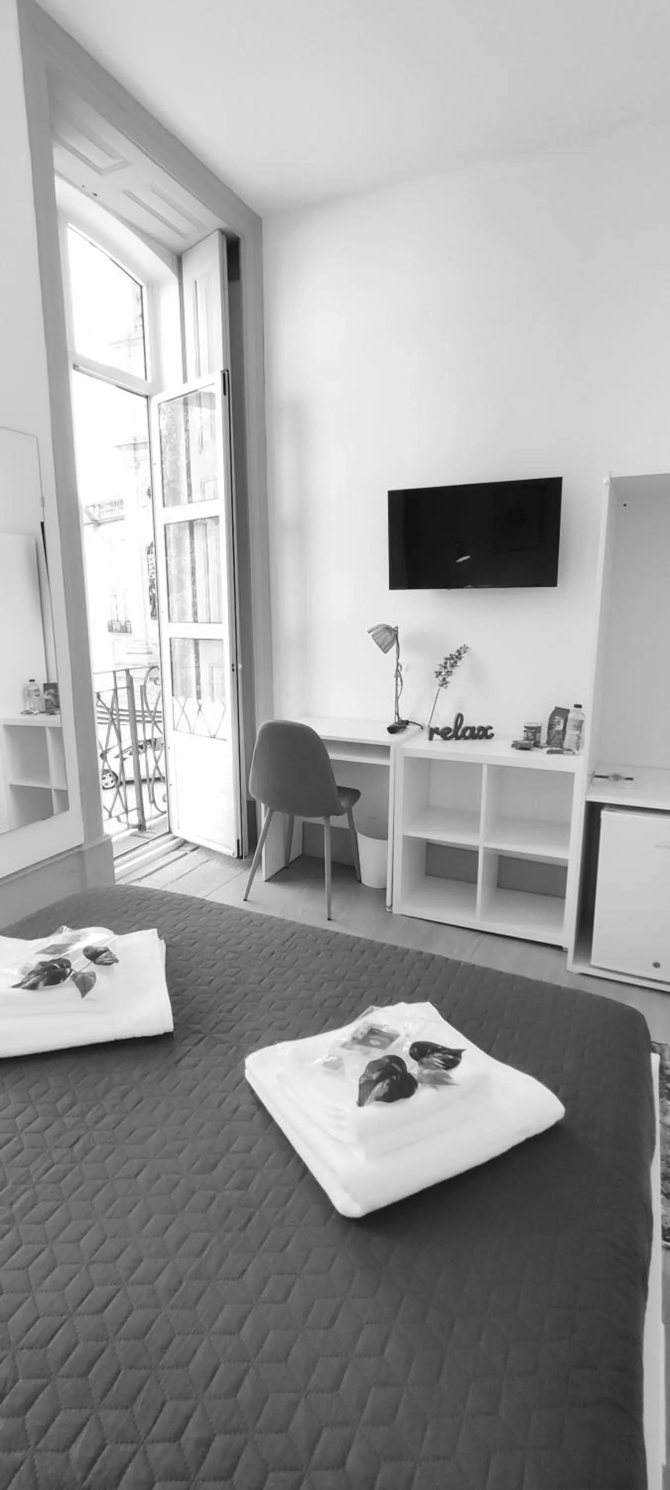 TV and multimedia in Vila Santa Cruz Guest House