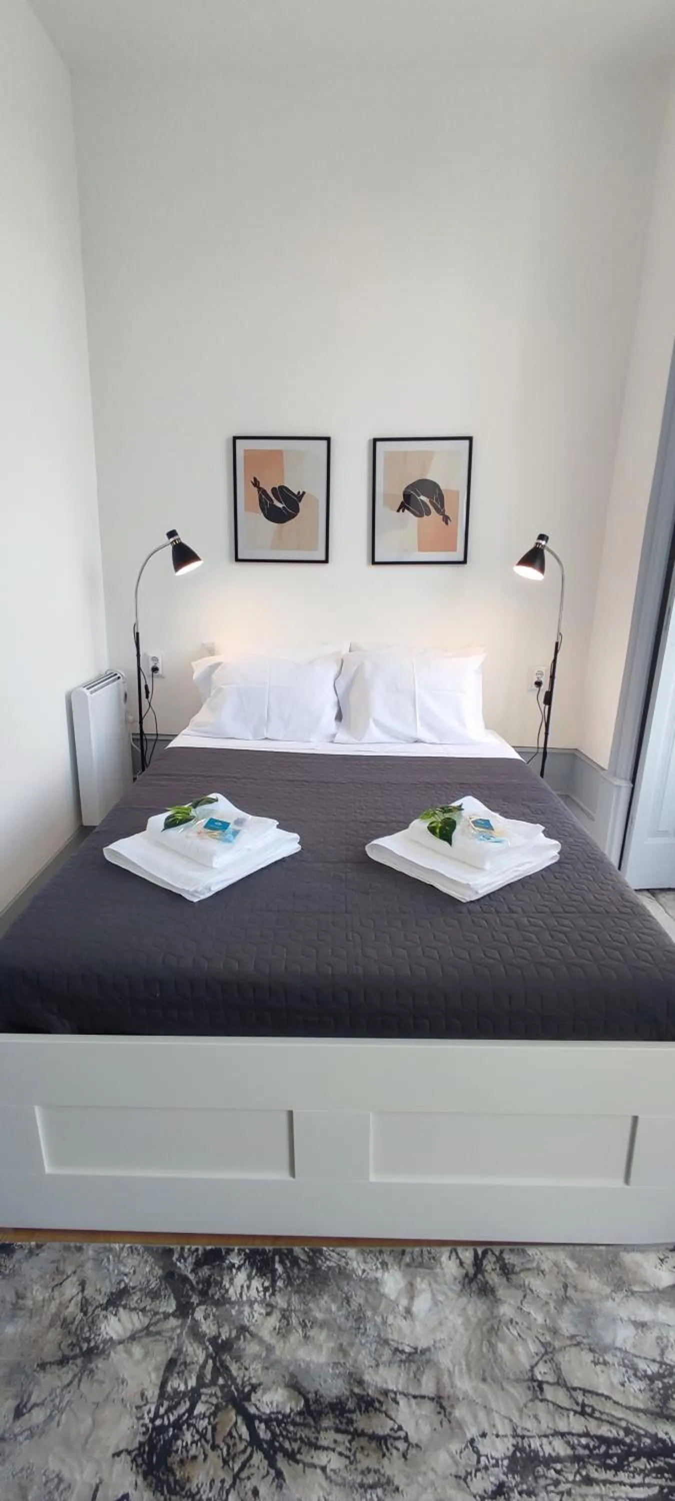 Bedroom, Bed in Vila Santa Cruz Guest House