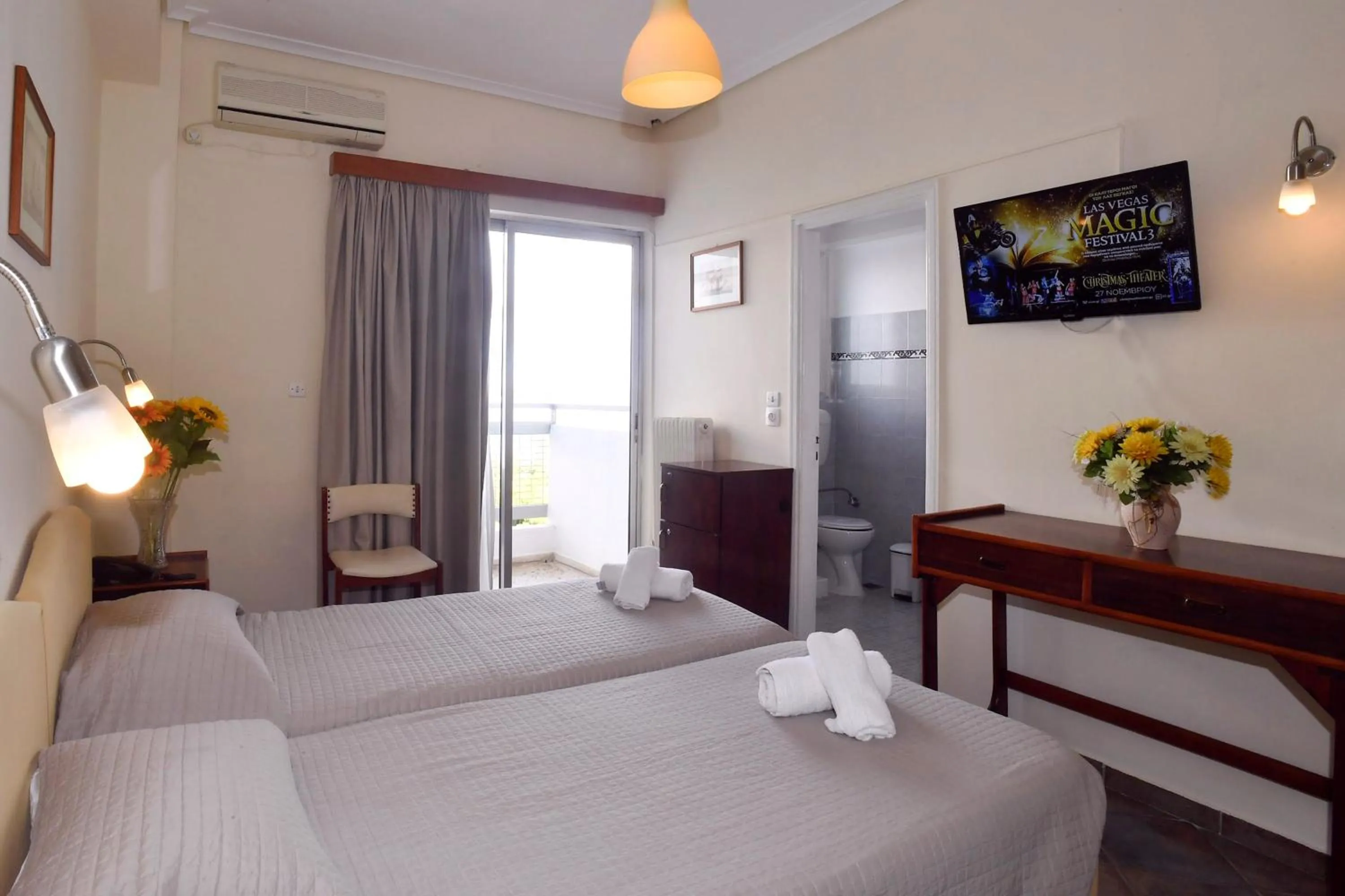 Photo of the whole room, Bed in Siagas Beach Hotel