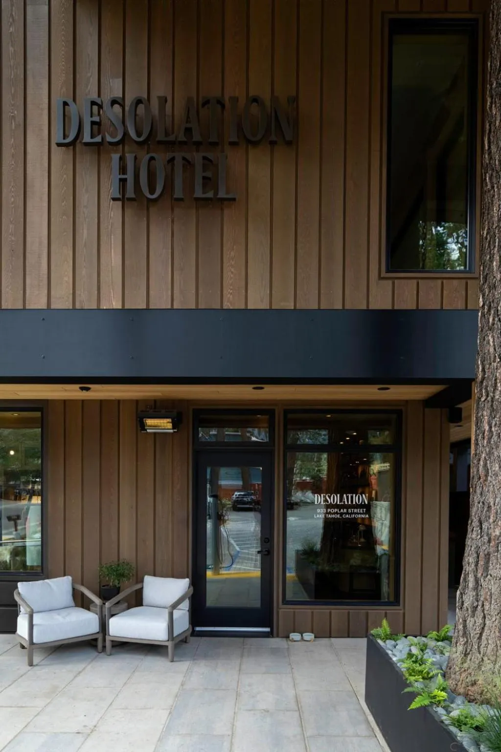 Facade/entrance in Desolation Hotel