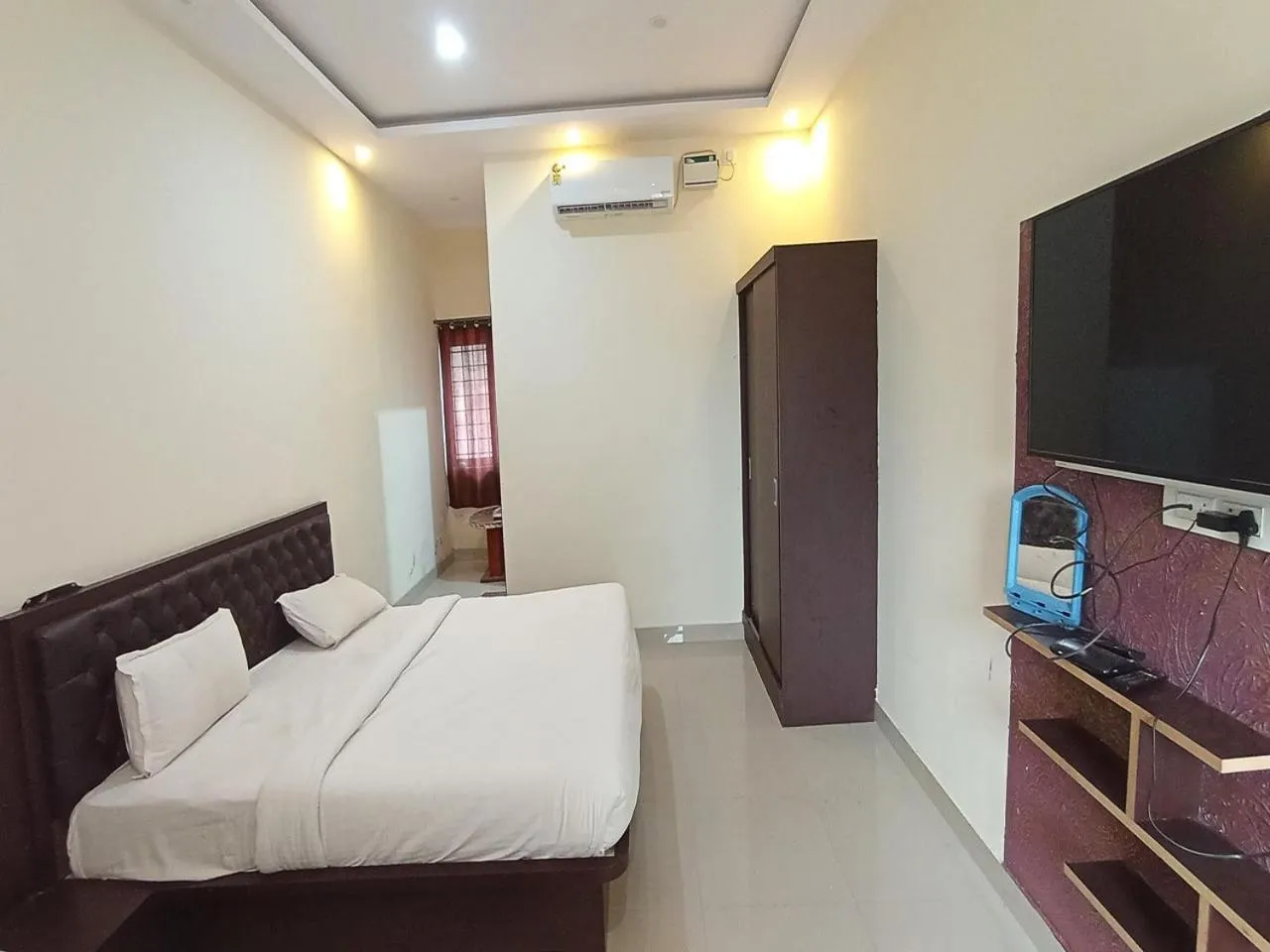Bedroom, Bed in MG Residency