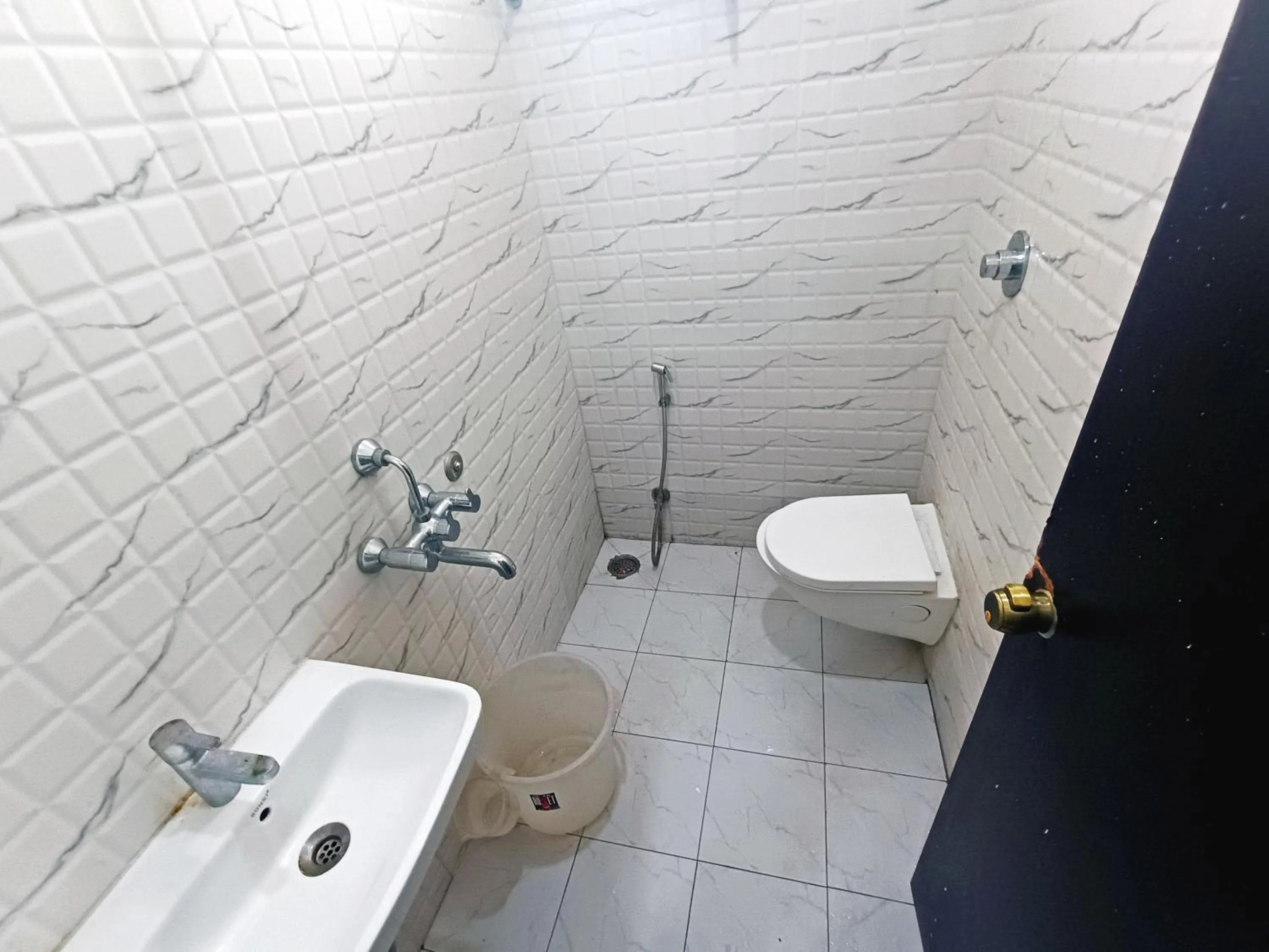 Bathroom in MG Residency