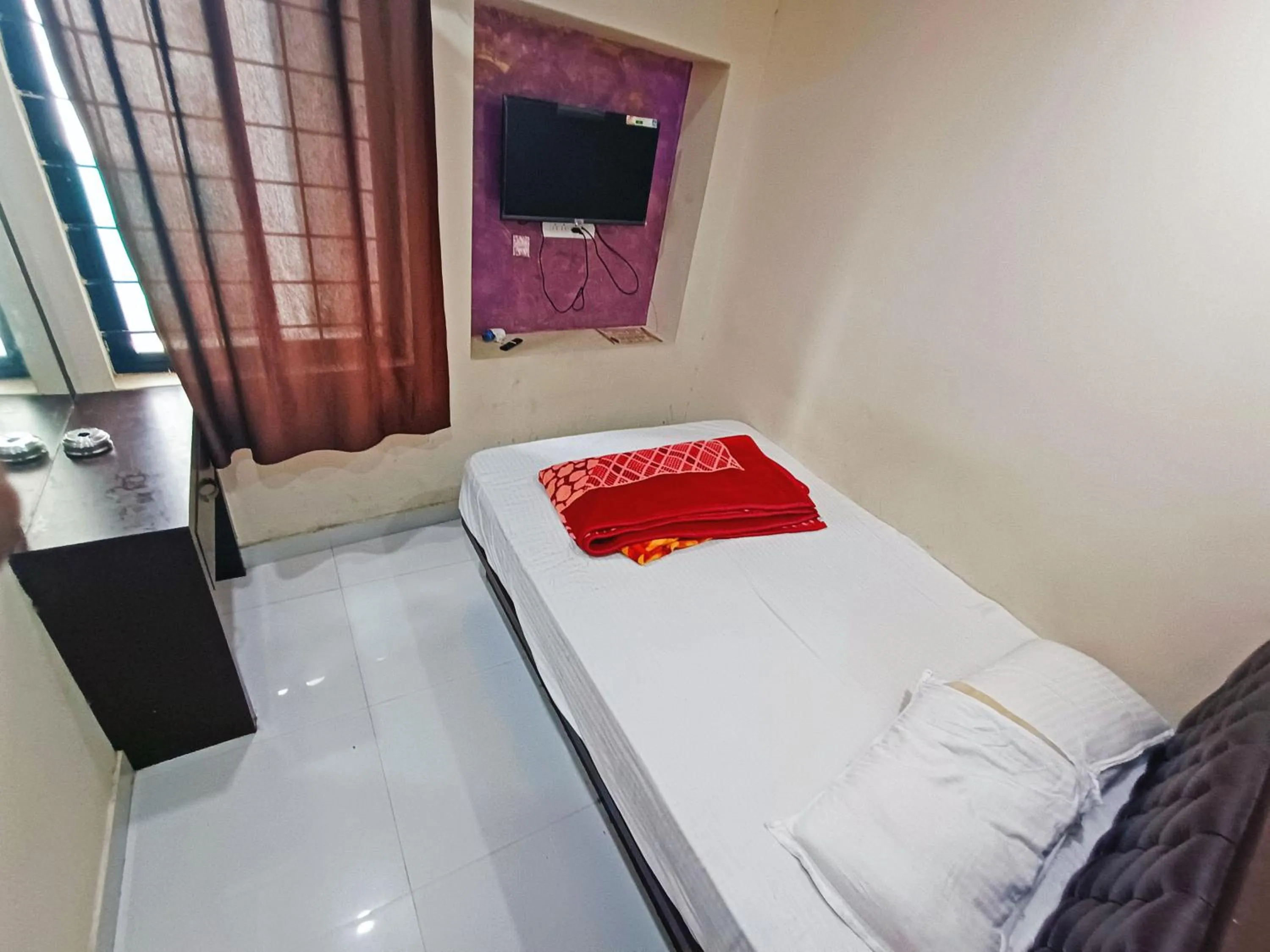 Bedroom, Bed in MG Residency