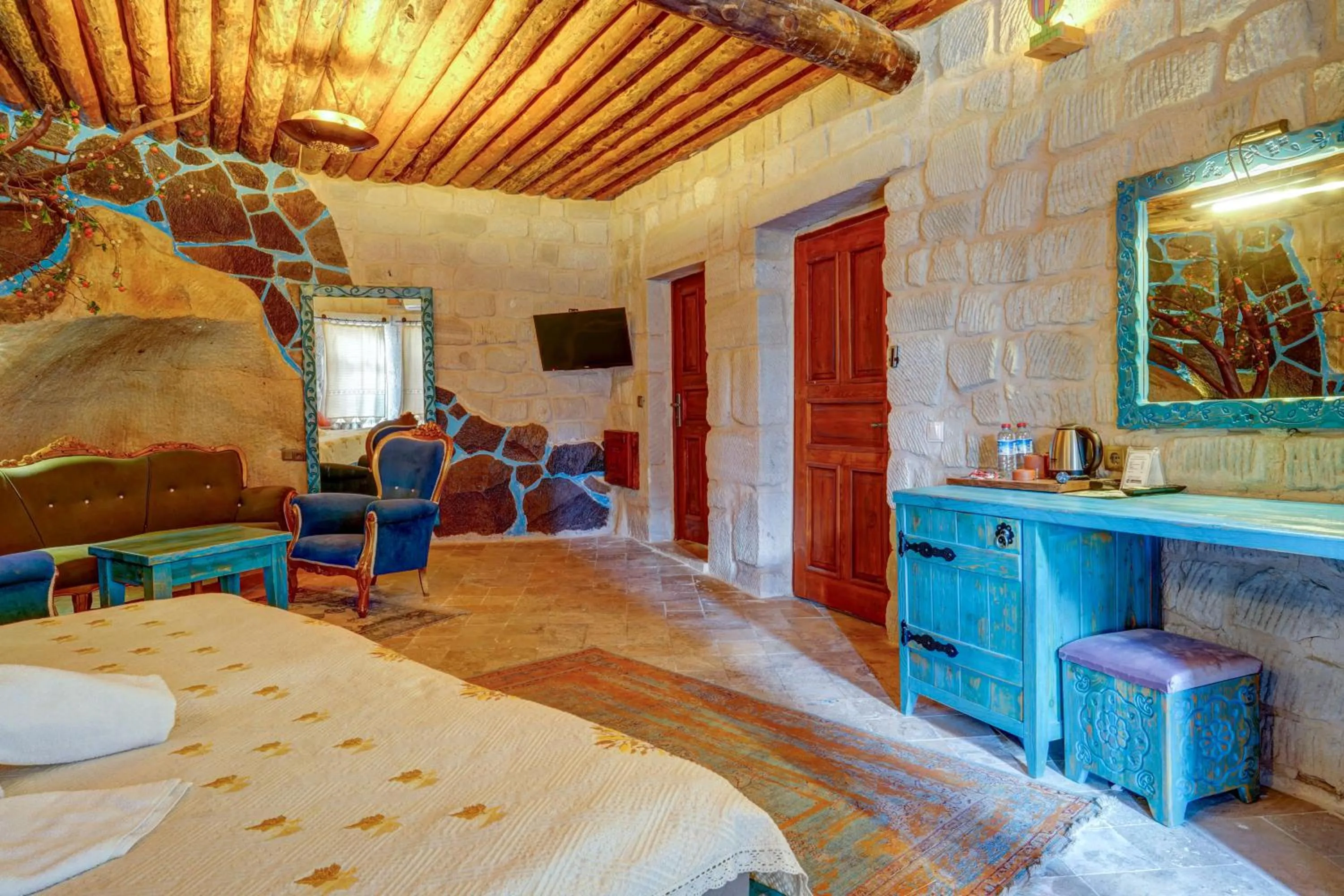 Photo of the whole room in Aşk-ı Nare Cave Hotel Swimming Pool Hot & SPA