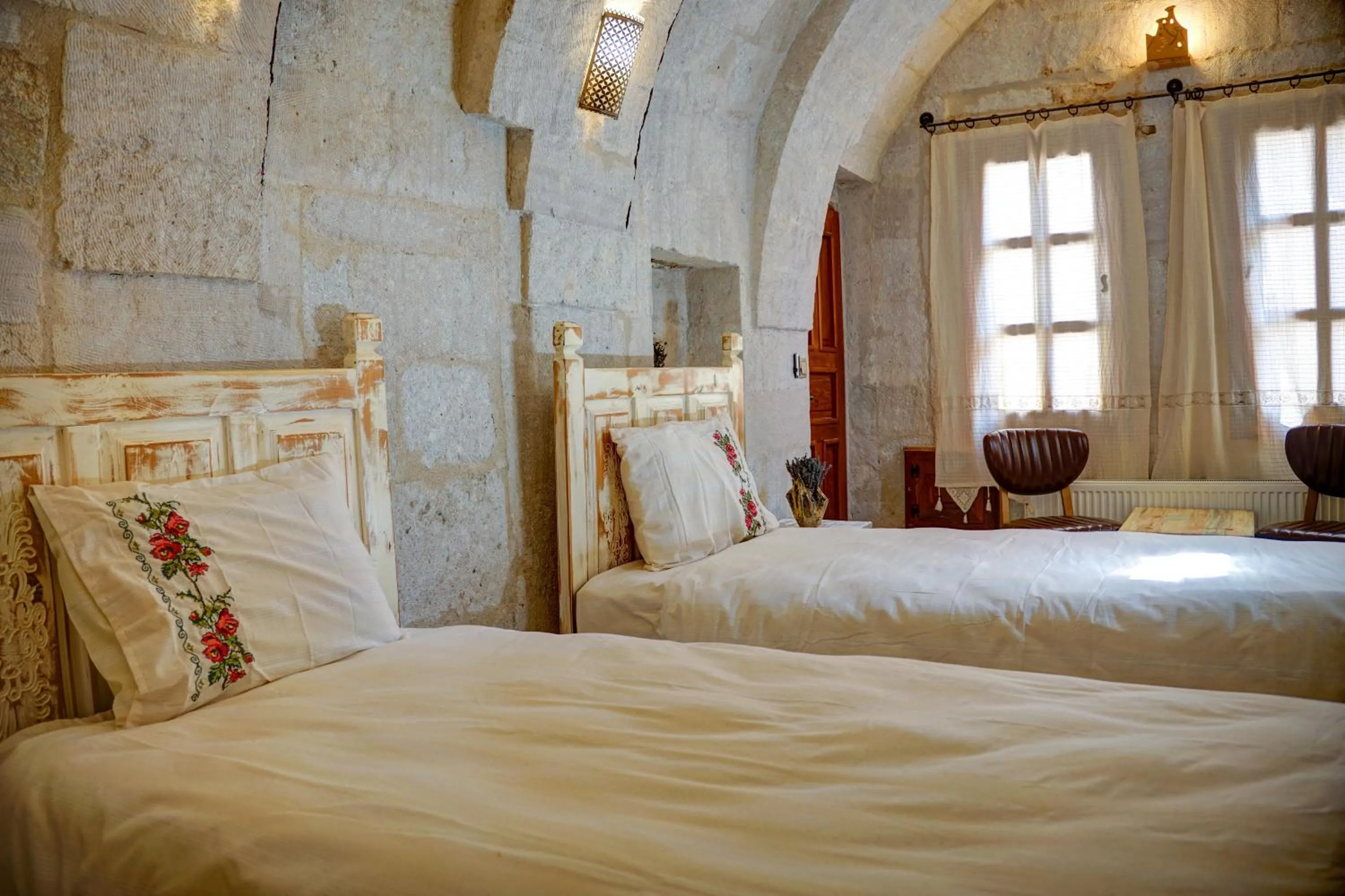 Photo of the whole room, Bed in Aşk-ı Nare Cave Hotel Swimming Pool Hot & SPA