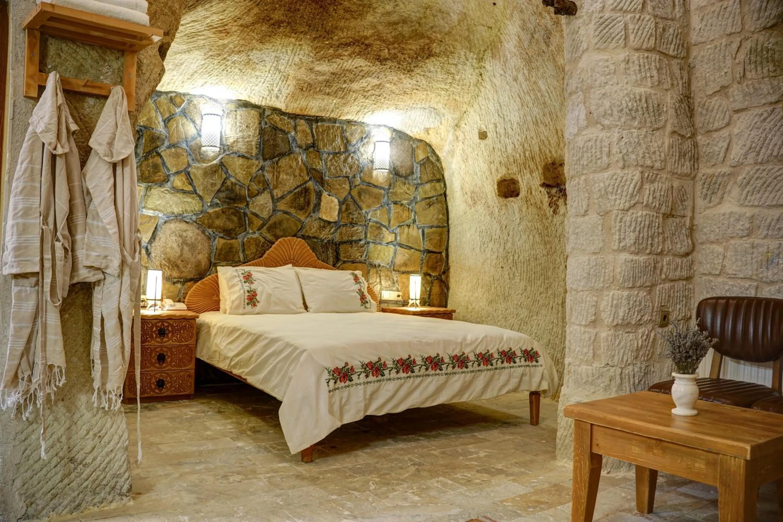 Bedroom, Bed in Aşk-ı Nare Cave Hotel Swimming Pool Hot & SPA