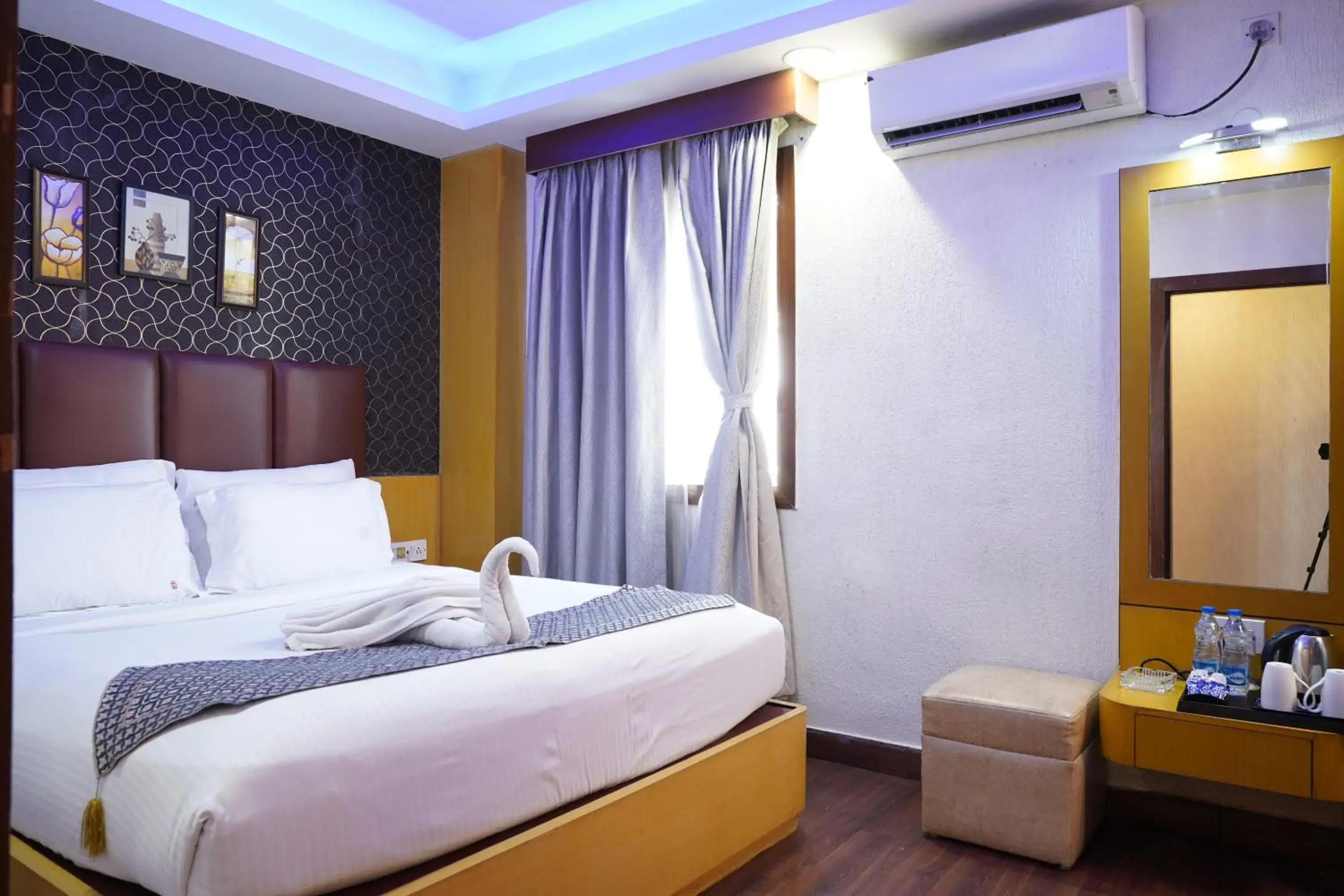 Superior Double Room - single occupancy in Hotel Emirates Superior Double Room - single occupancy in Hotel Emirates