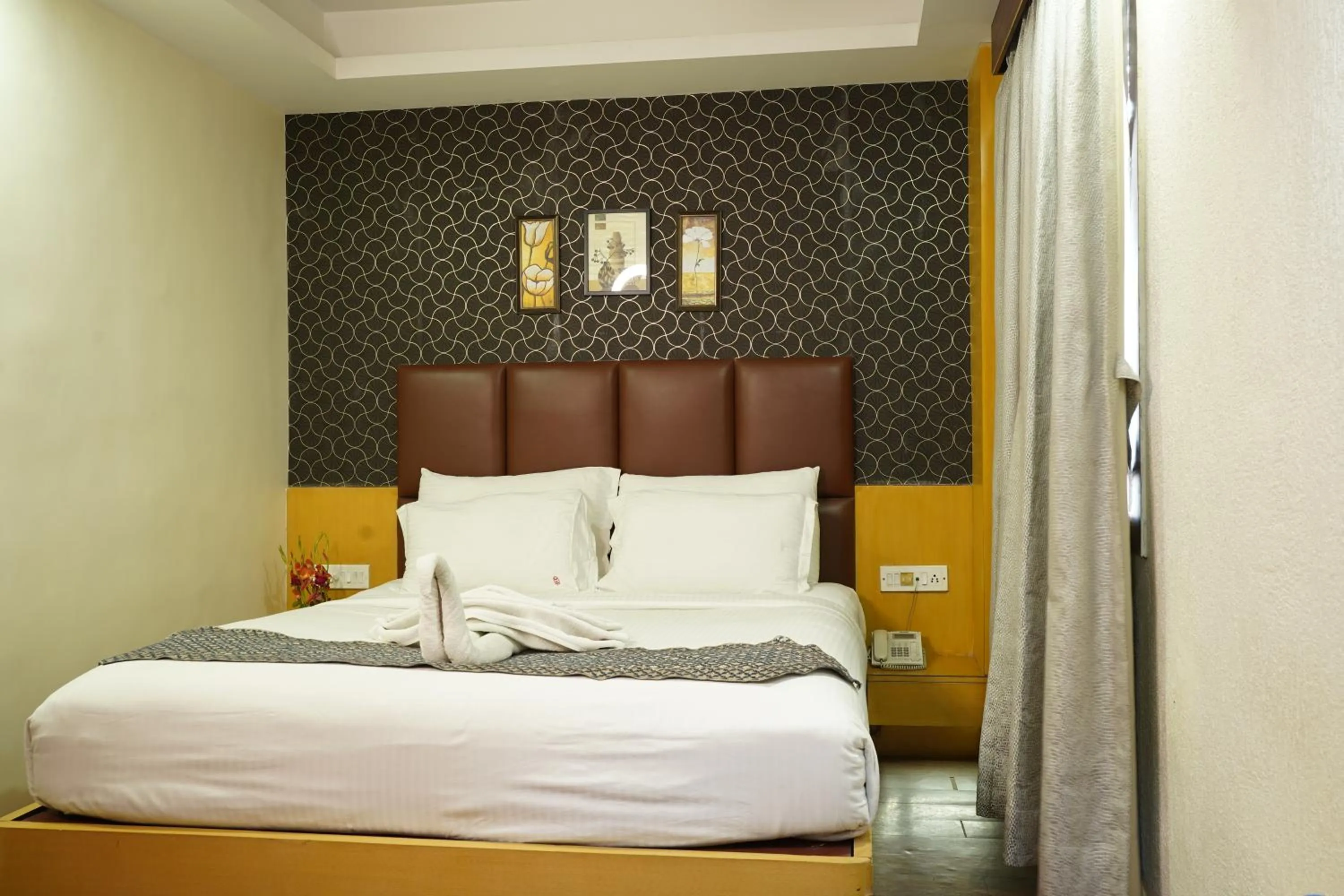 Bed in Hotel Emirates