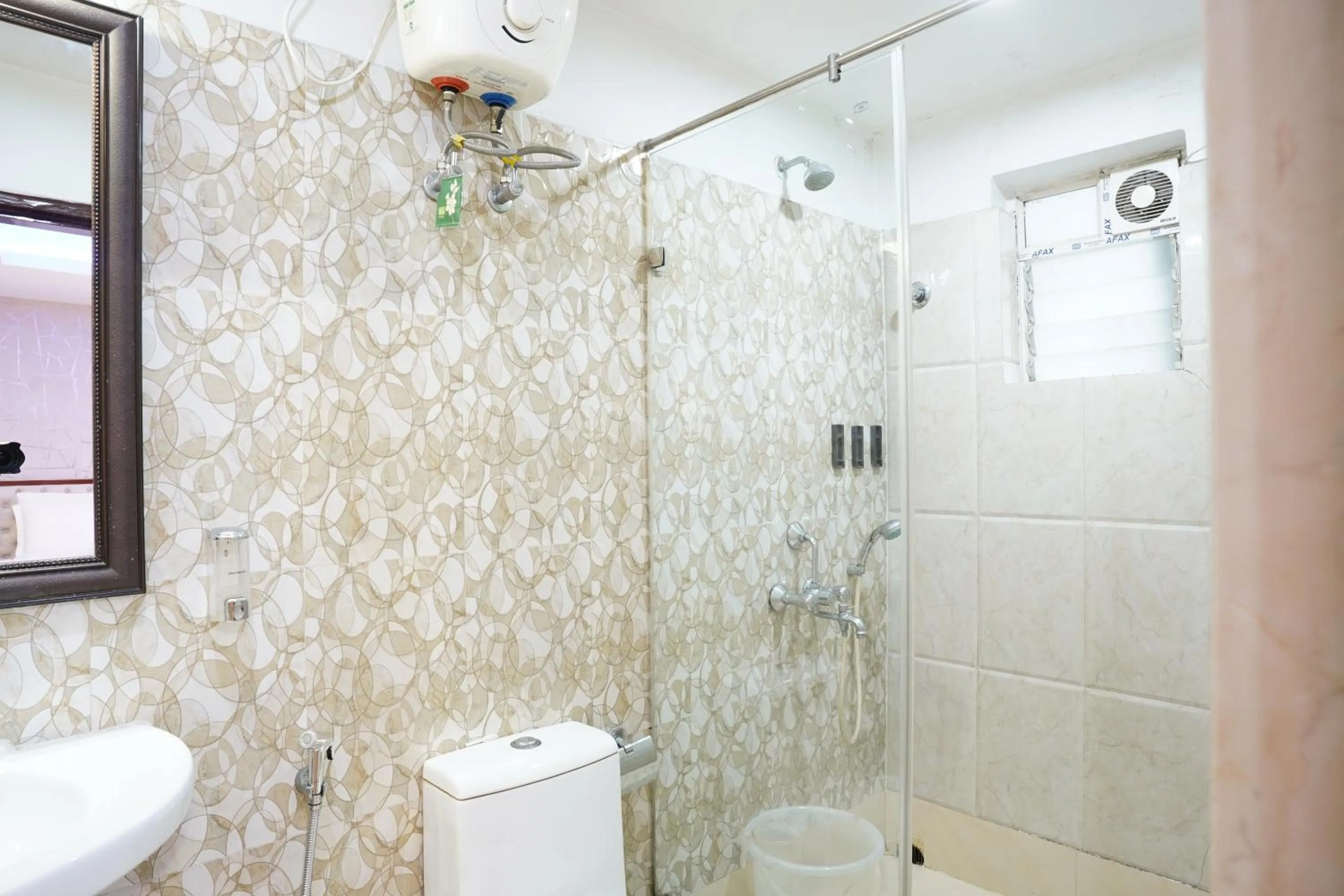 Bathroom in Hotel Emirates