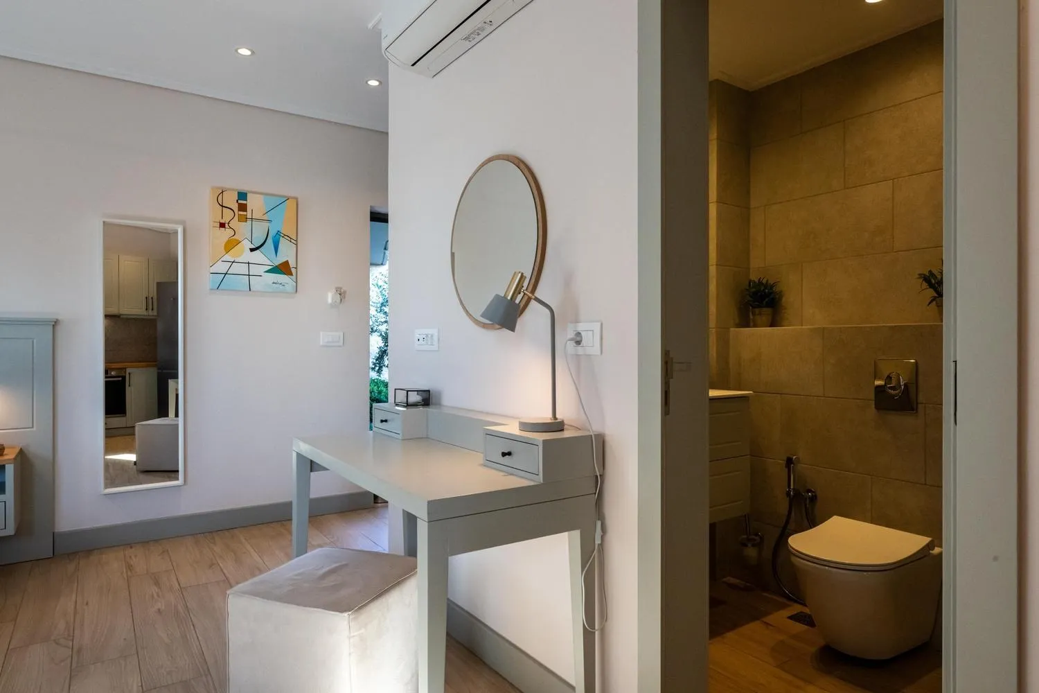 Kannas Mani Luxury Suites -Adults Friendly 14 Plus