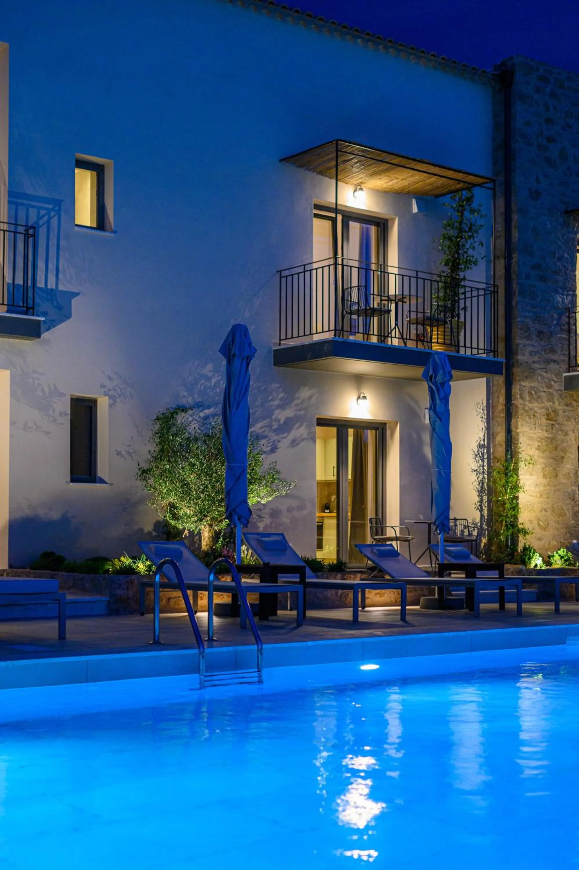 Kannas Mani Luxury Suites -Adults Friendly 14 Plus