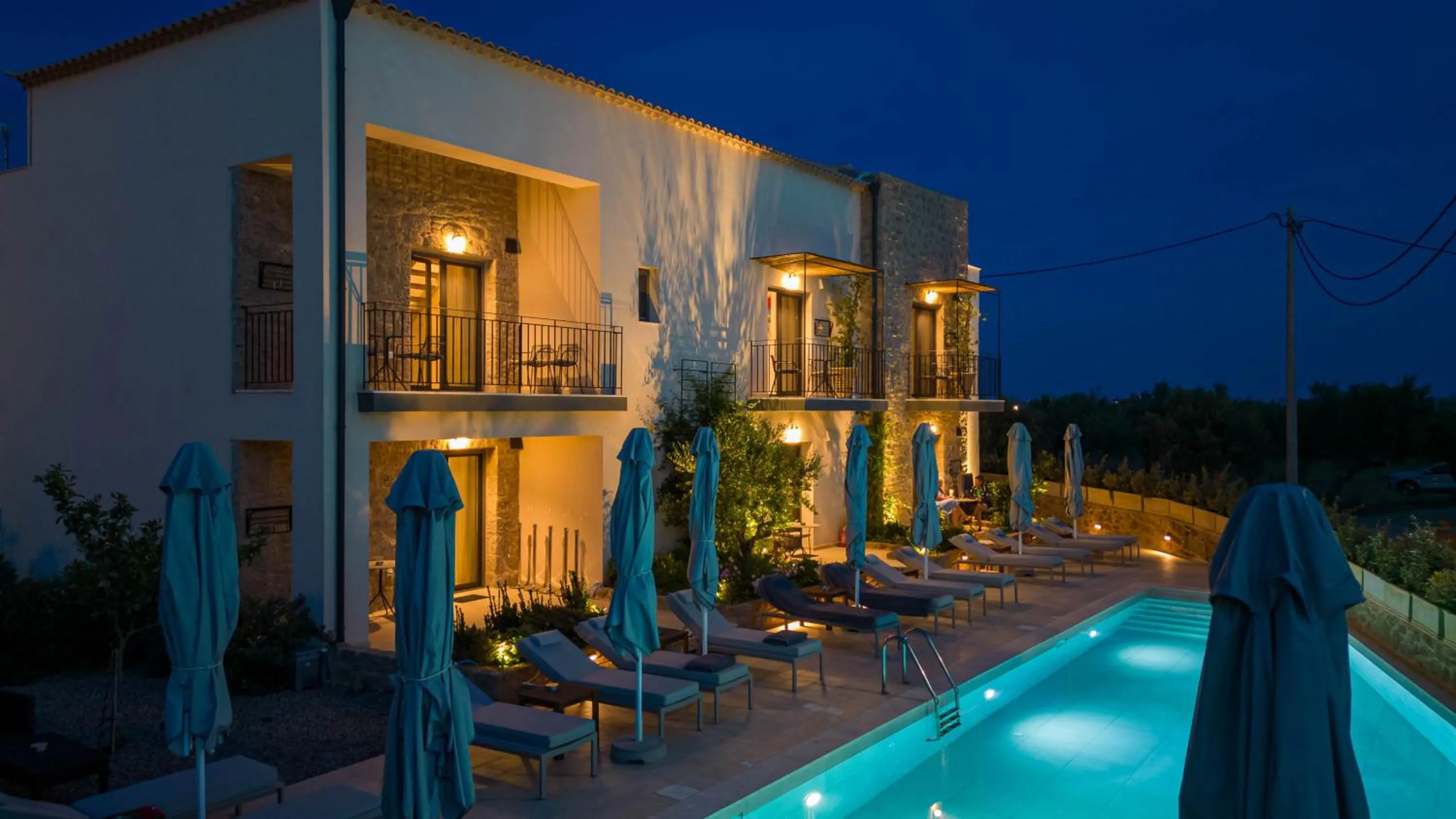 Kannas Mani Luxury Suites -Adults Friendly 14 Plus