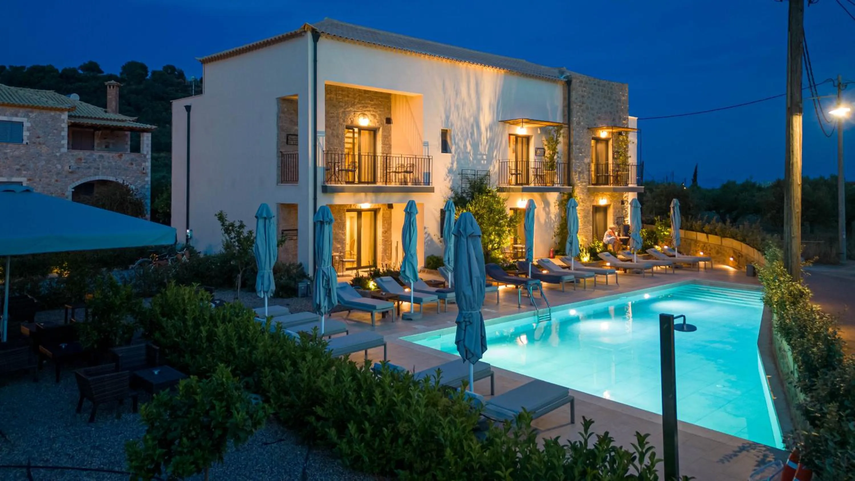 Kannas Mani Luxury Suites -Adults Friendly 14 Plus