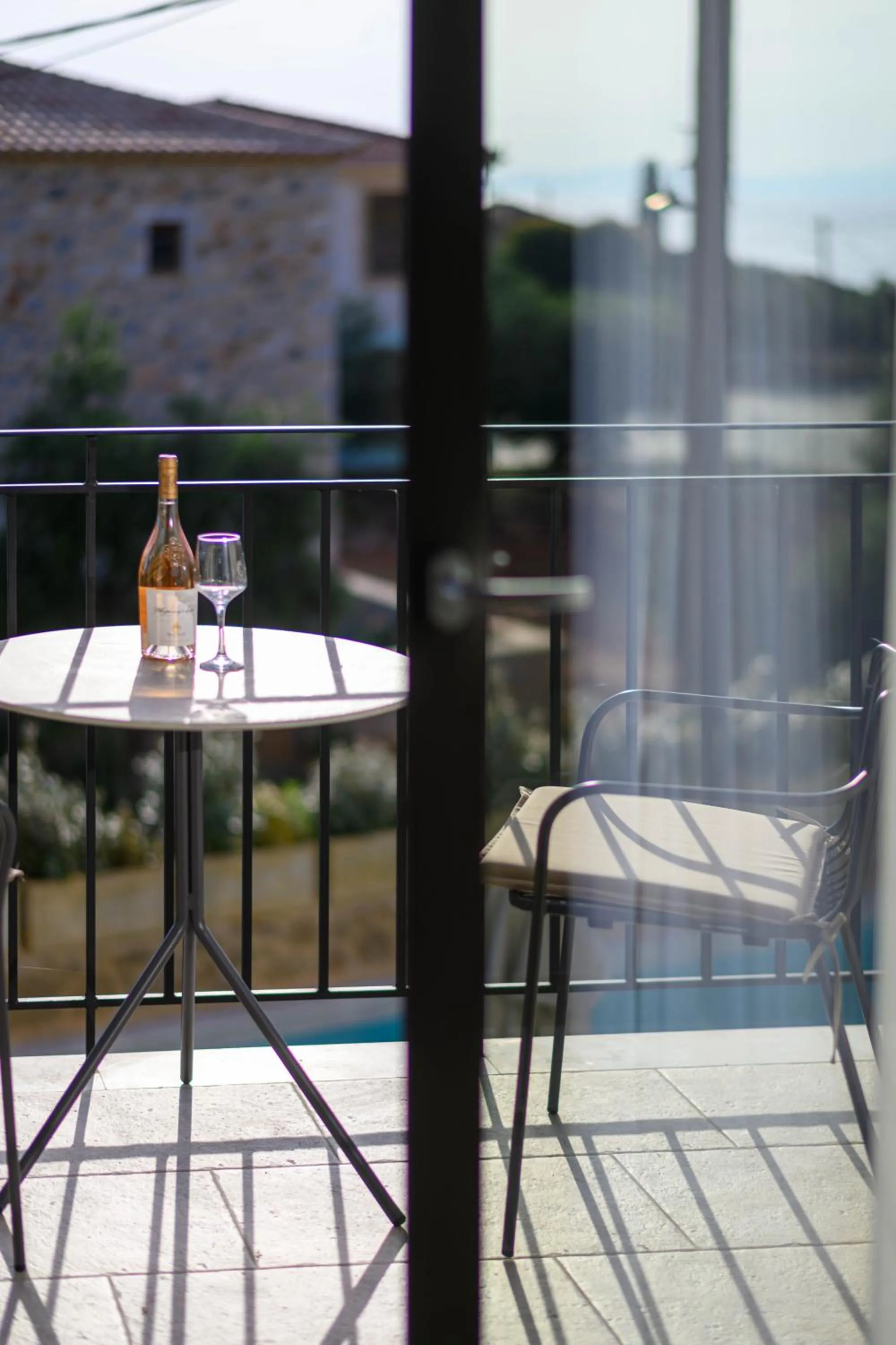 Kannas Mani Luxury Suites -Adults Friendly 14 Plus