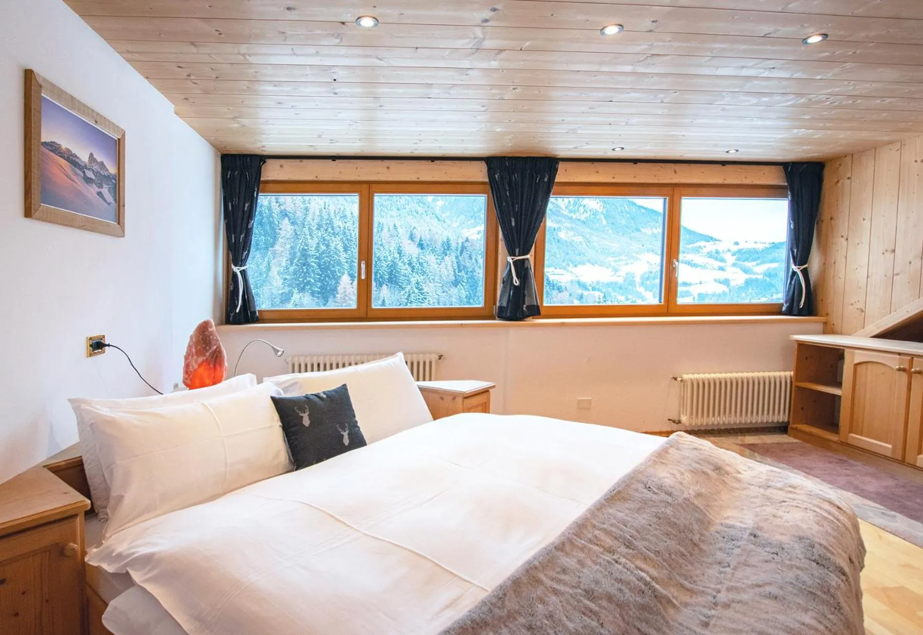 Mountain Living Apartment Idylia