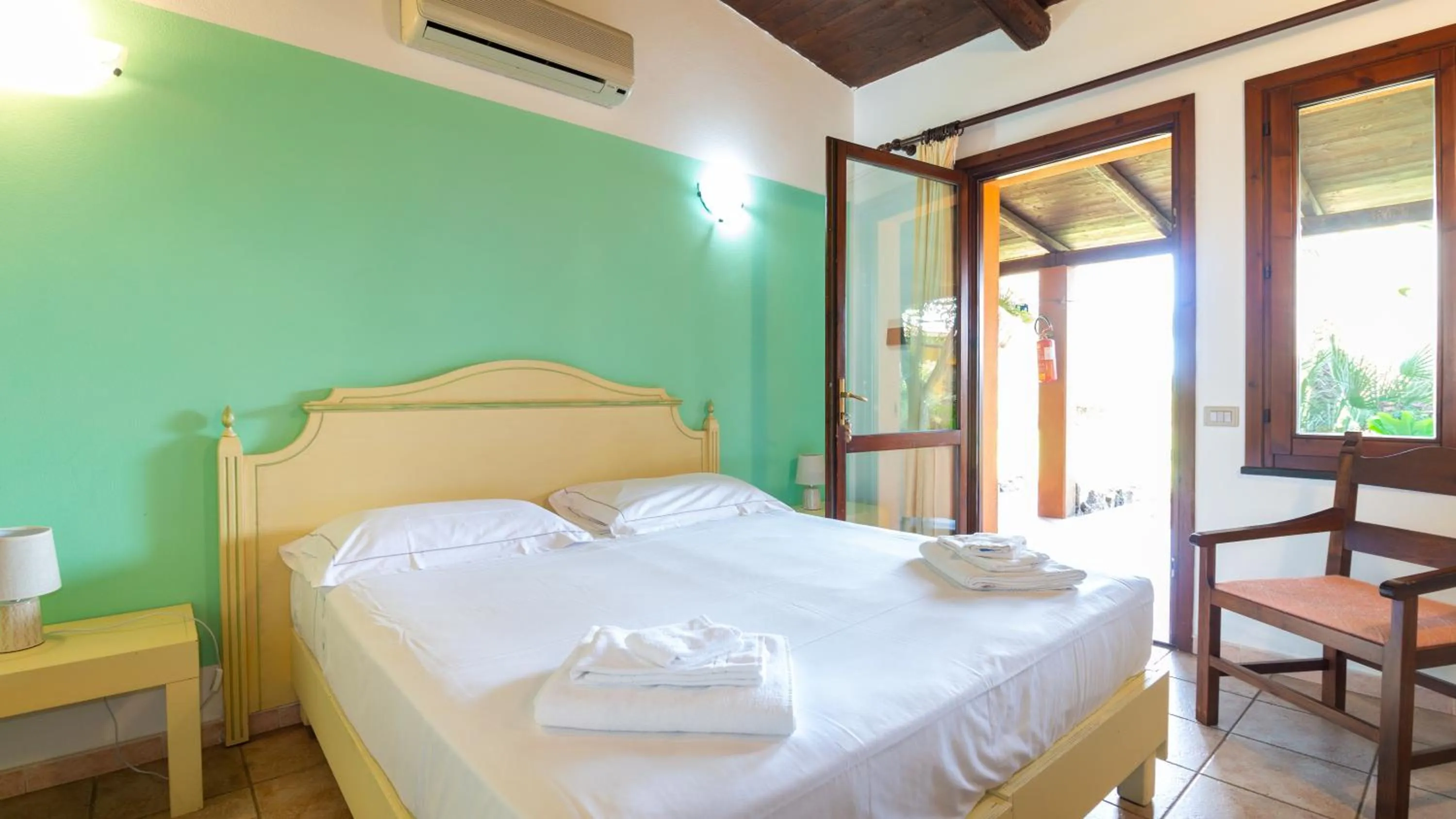 Bedroom, Bed in Sa Mola