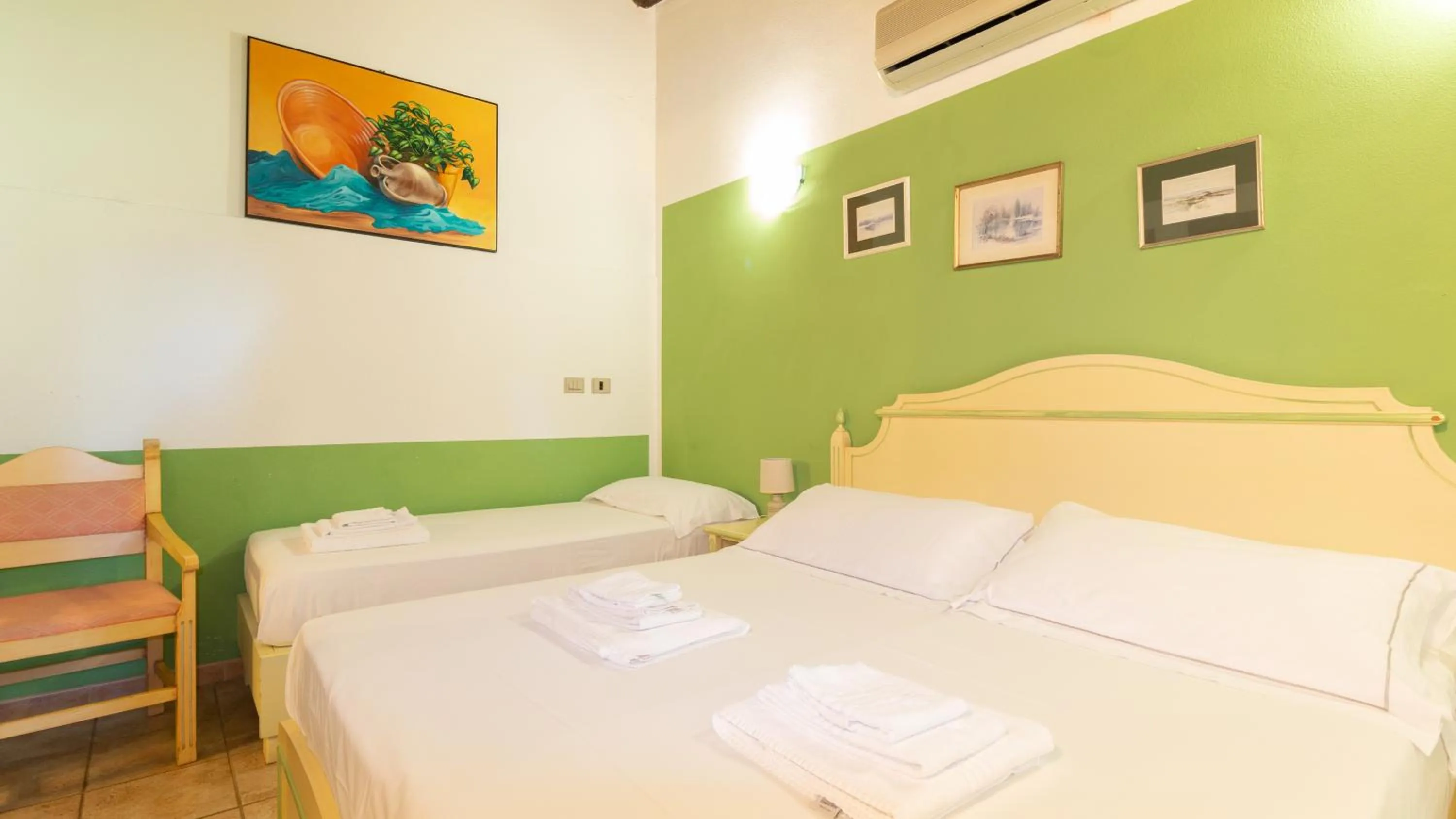 Bedroom, Bed in Sa Mola