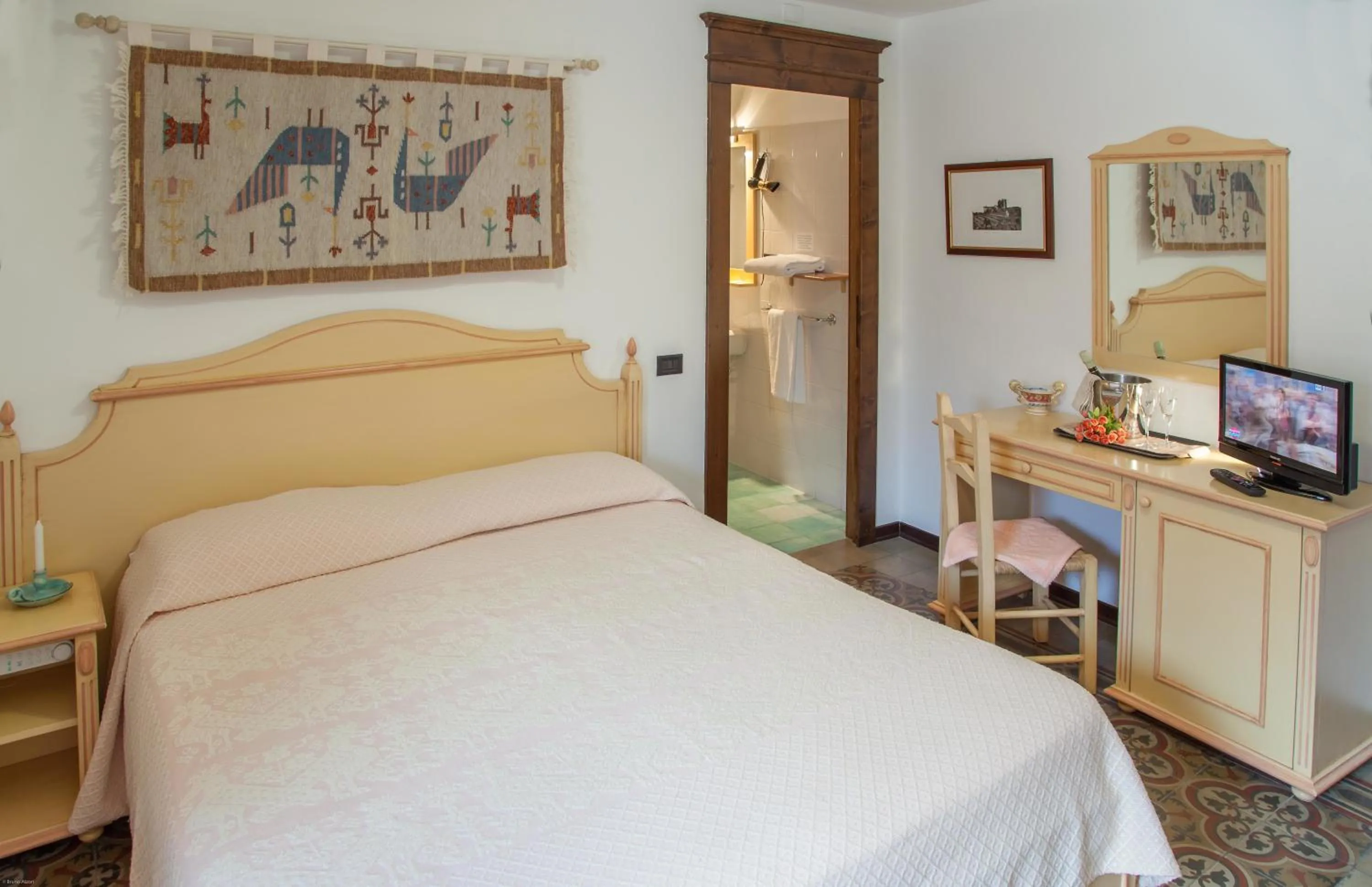 Photo of the whole room, Bed in Sa Mola