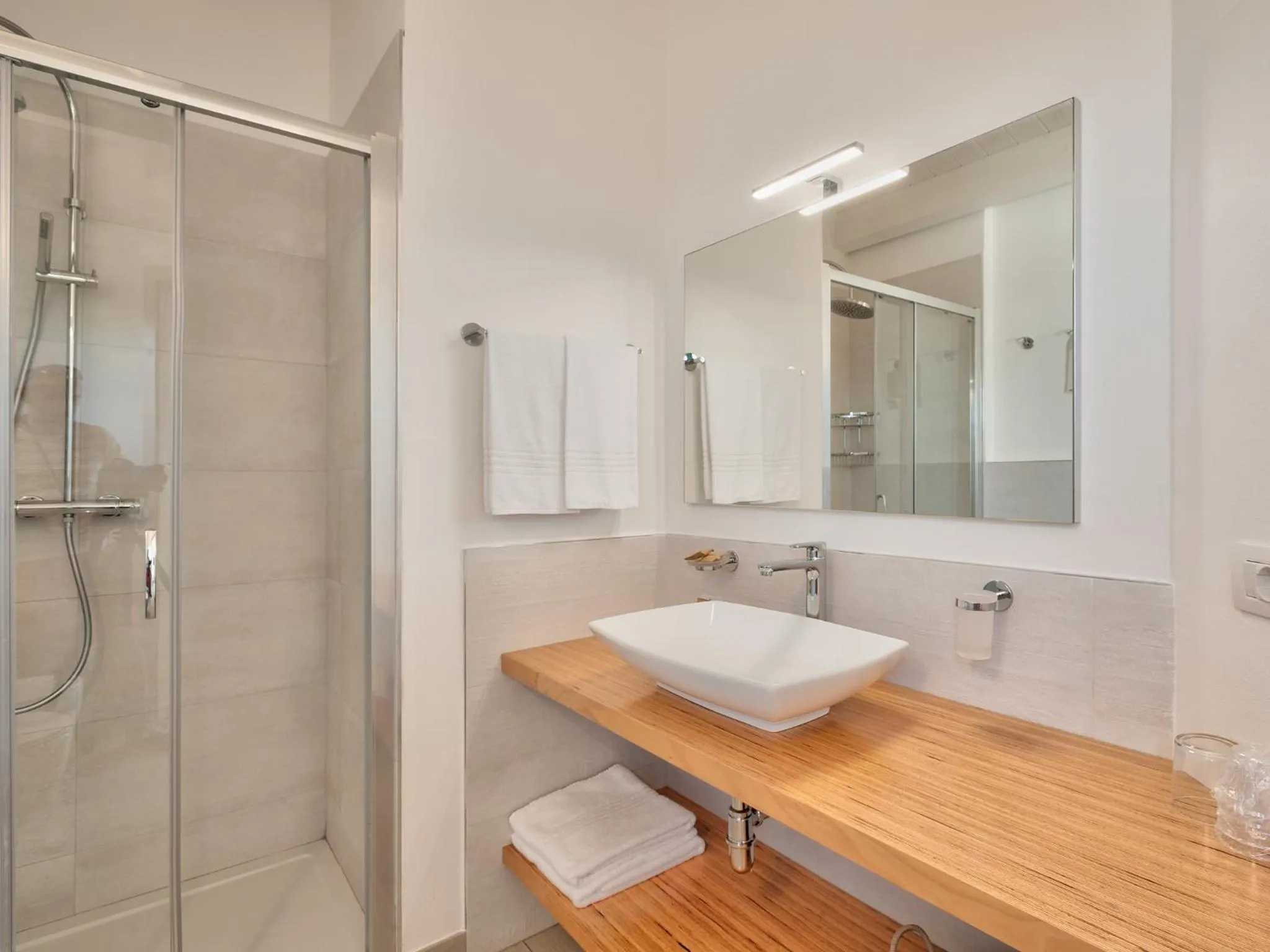 Shower in Park Hotel Asinara