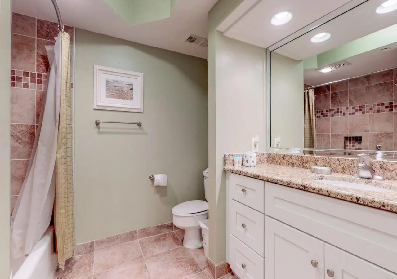 Surfside Resort by TO