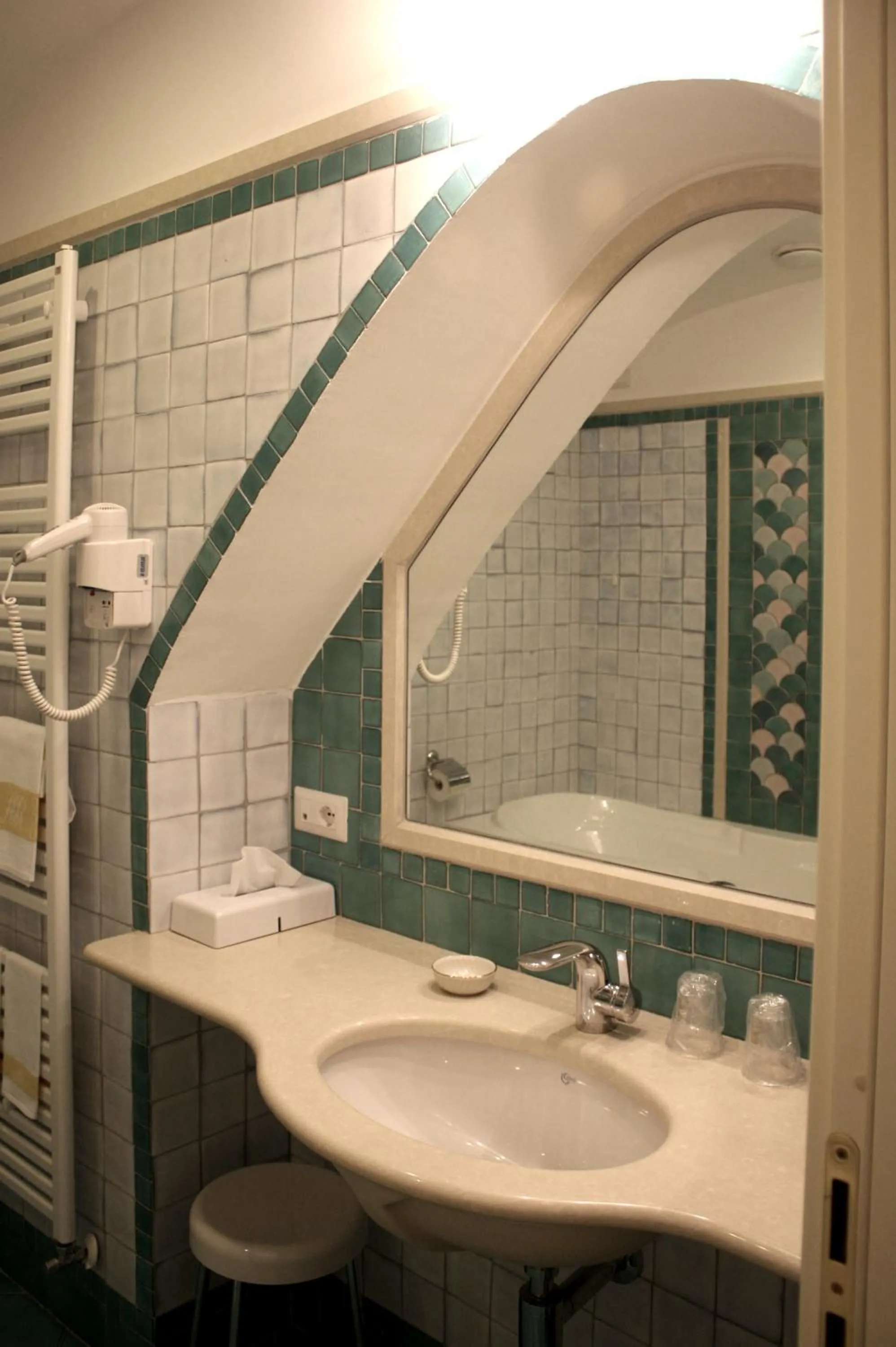 Toilet in Hotel Rufolo